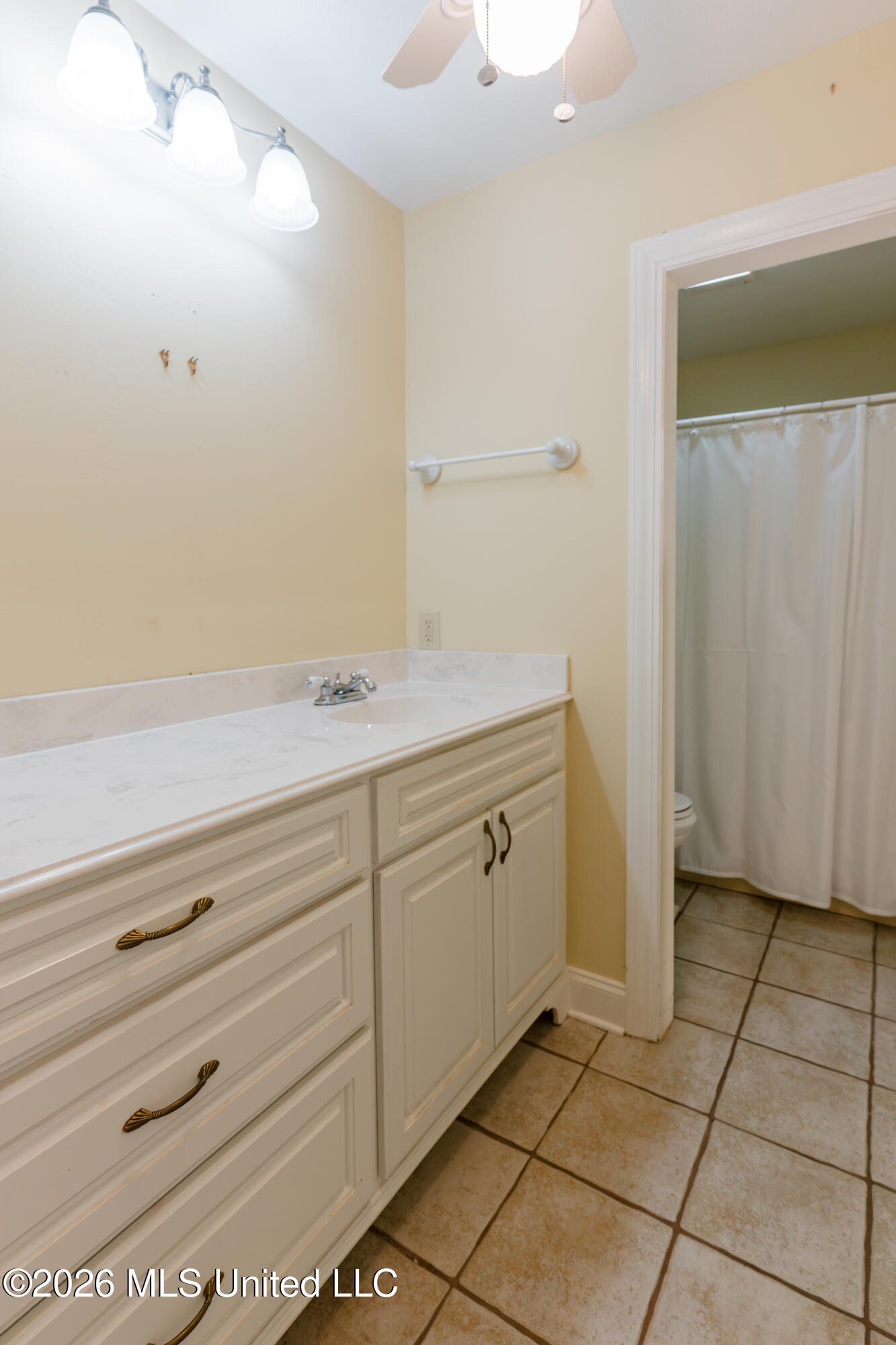 12850 Midway Road Property Photo 68