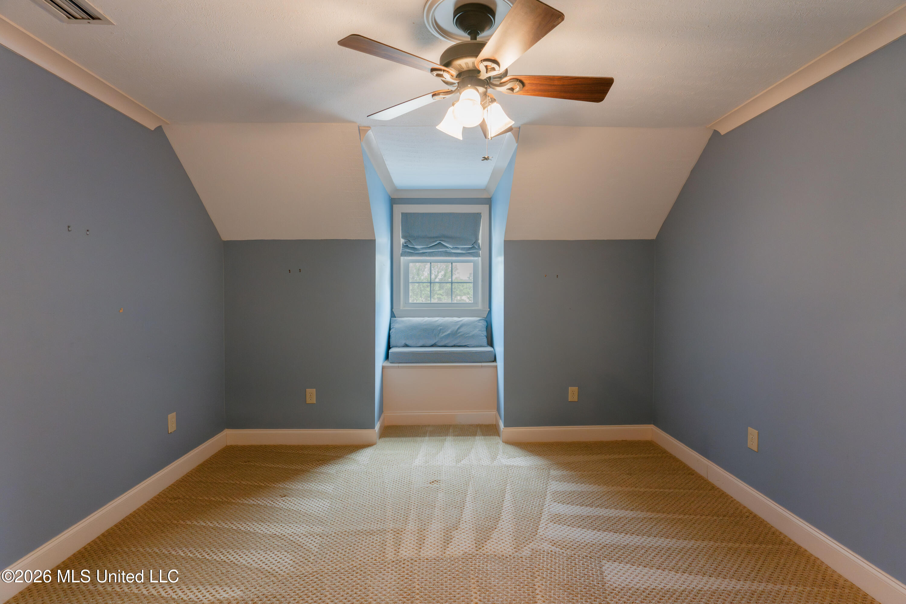12850 Midway Road Property Photo 81