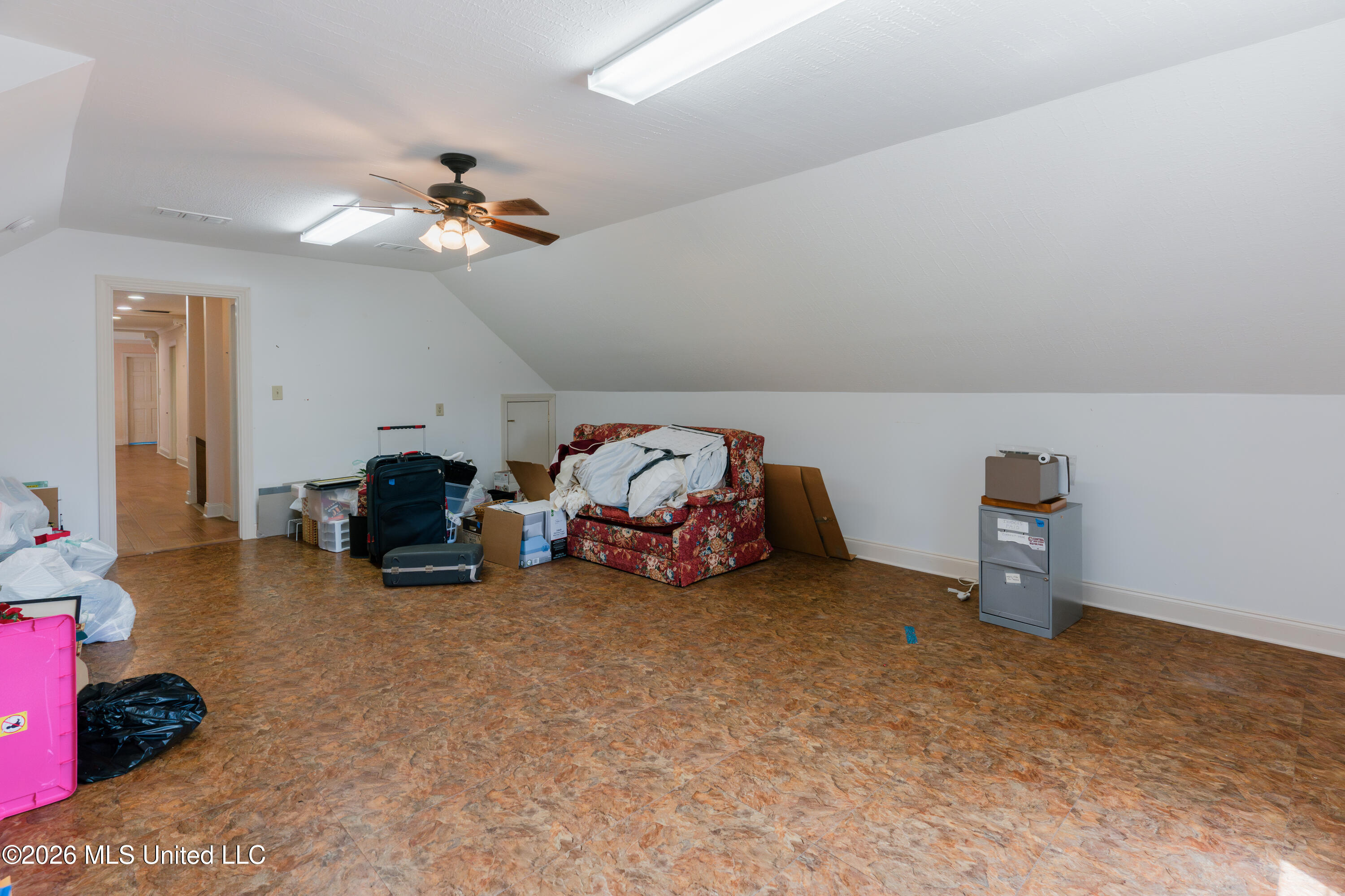 12850 Midway Road Property Photo 87