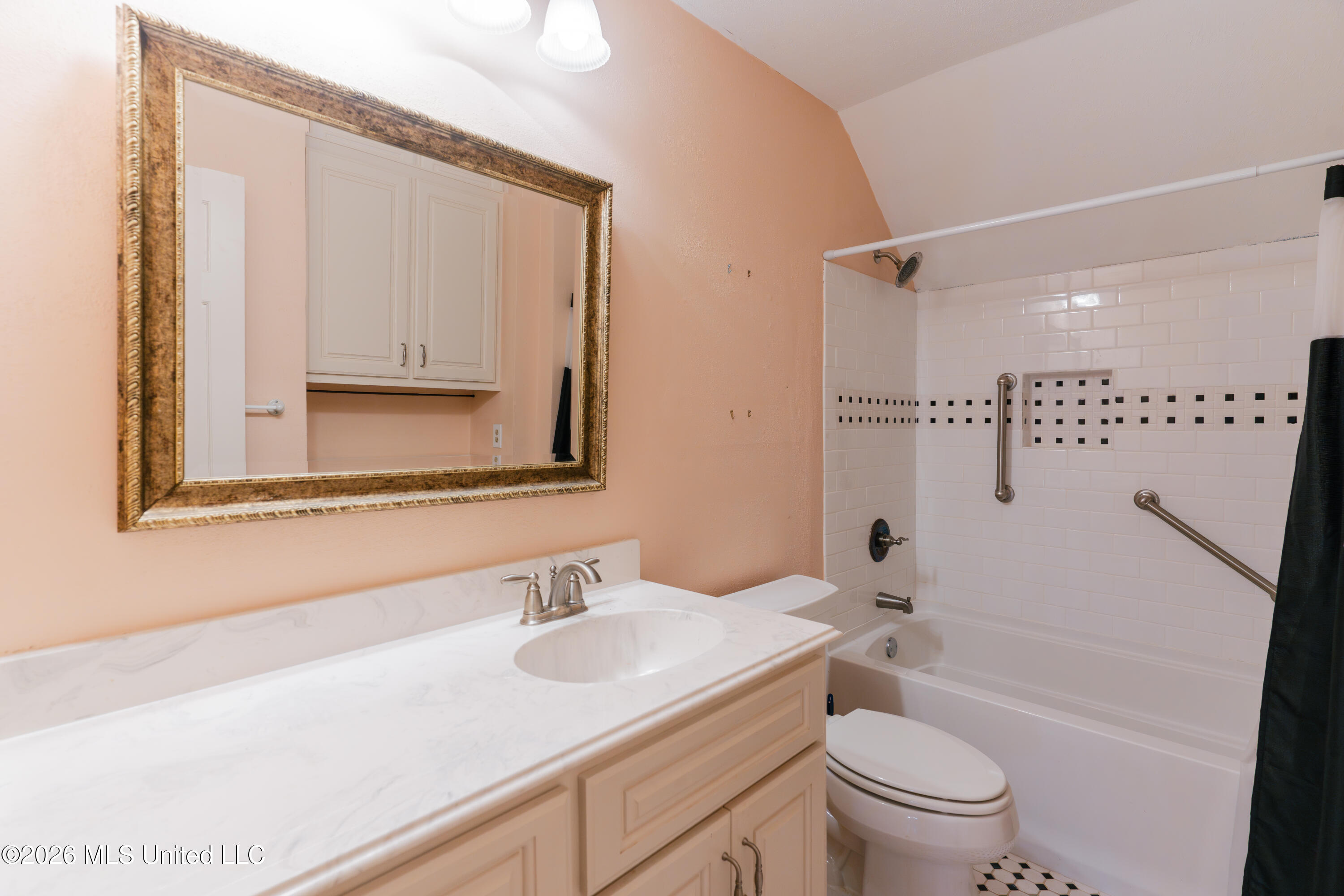 12850 Midway Road Property Photo 91