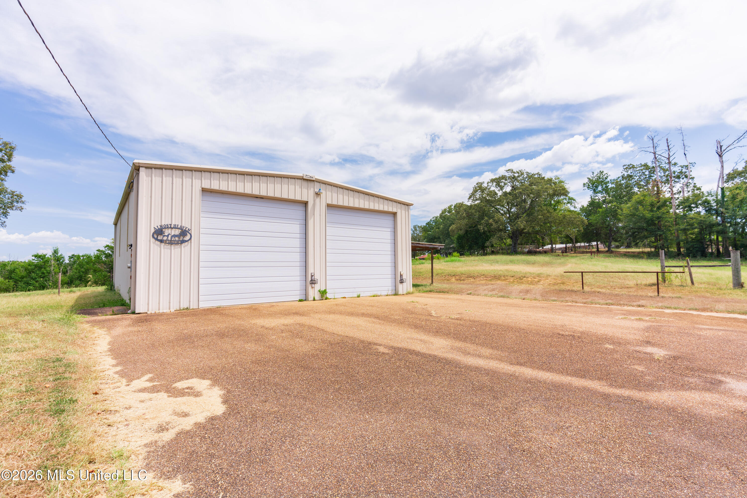12850 Midway Road Property Photo 123