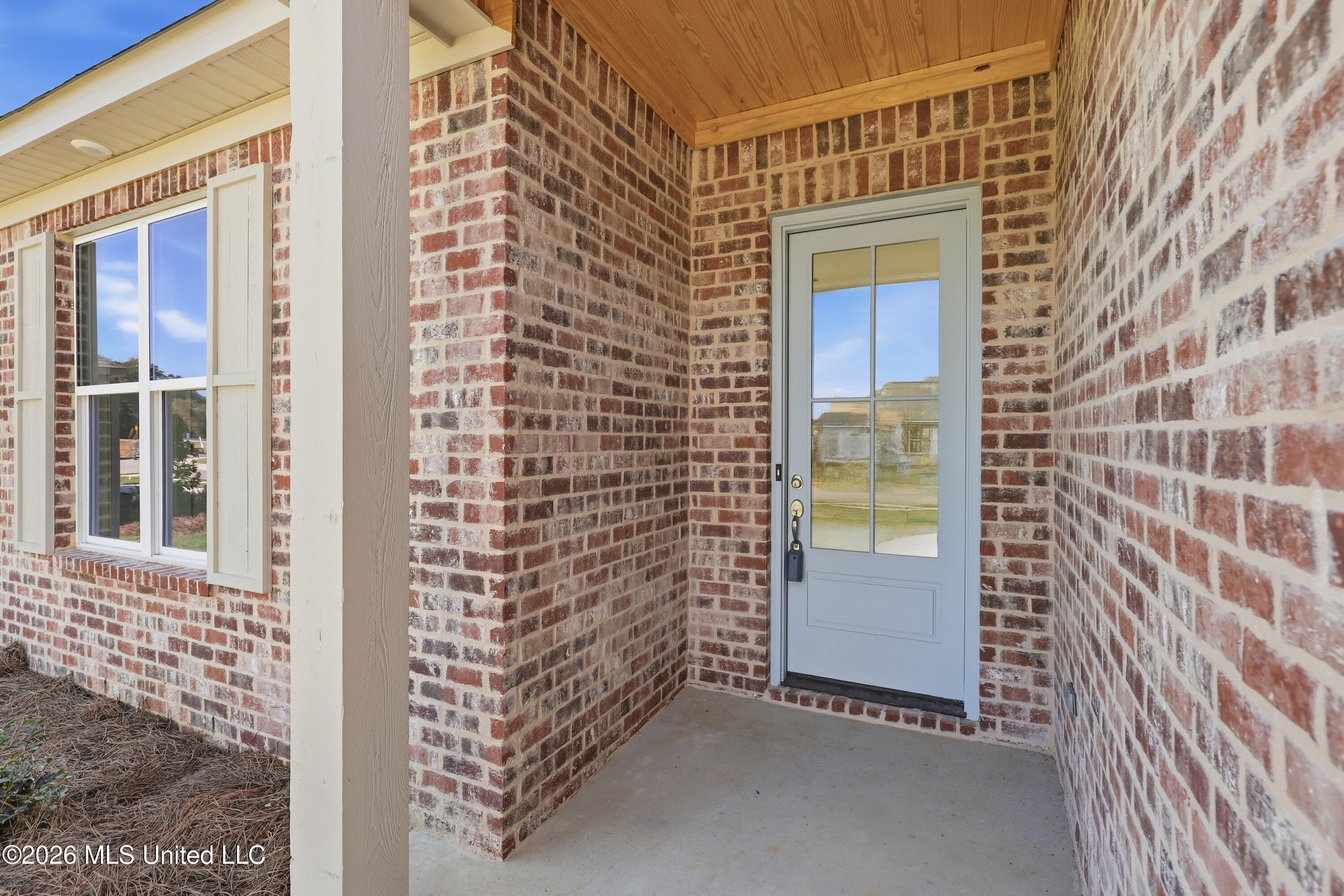 342 Brookfield Circle Property Photo 5