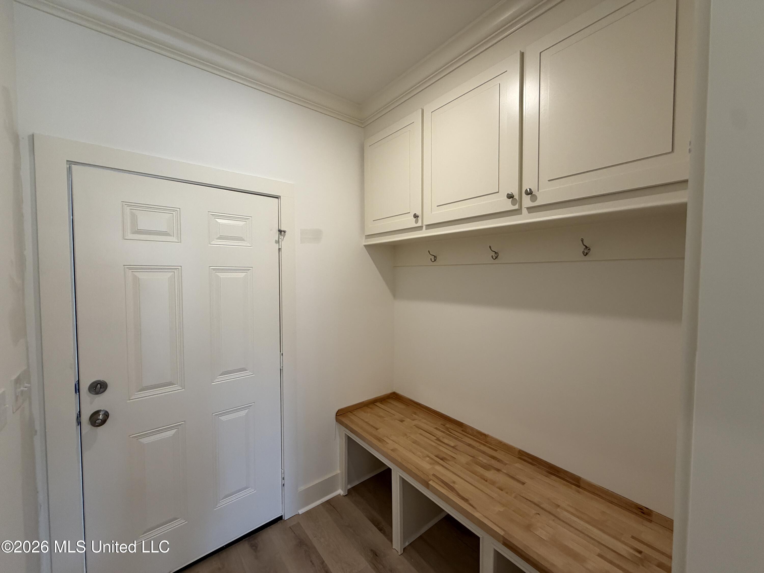342 Brookfield Circle Property Photo 10