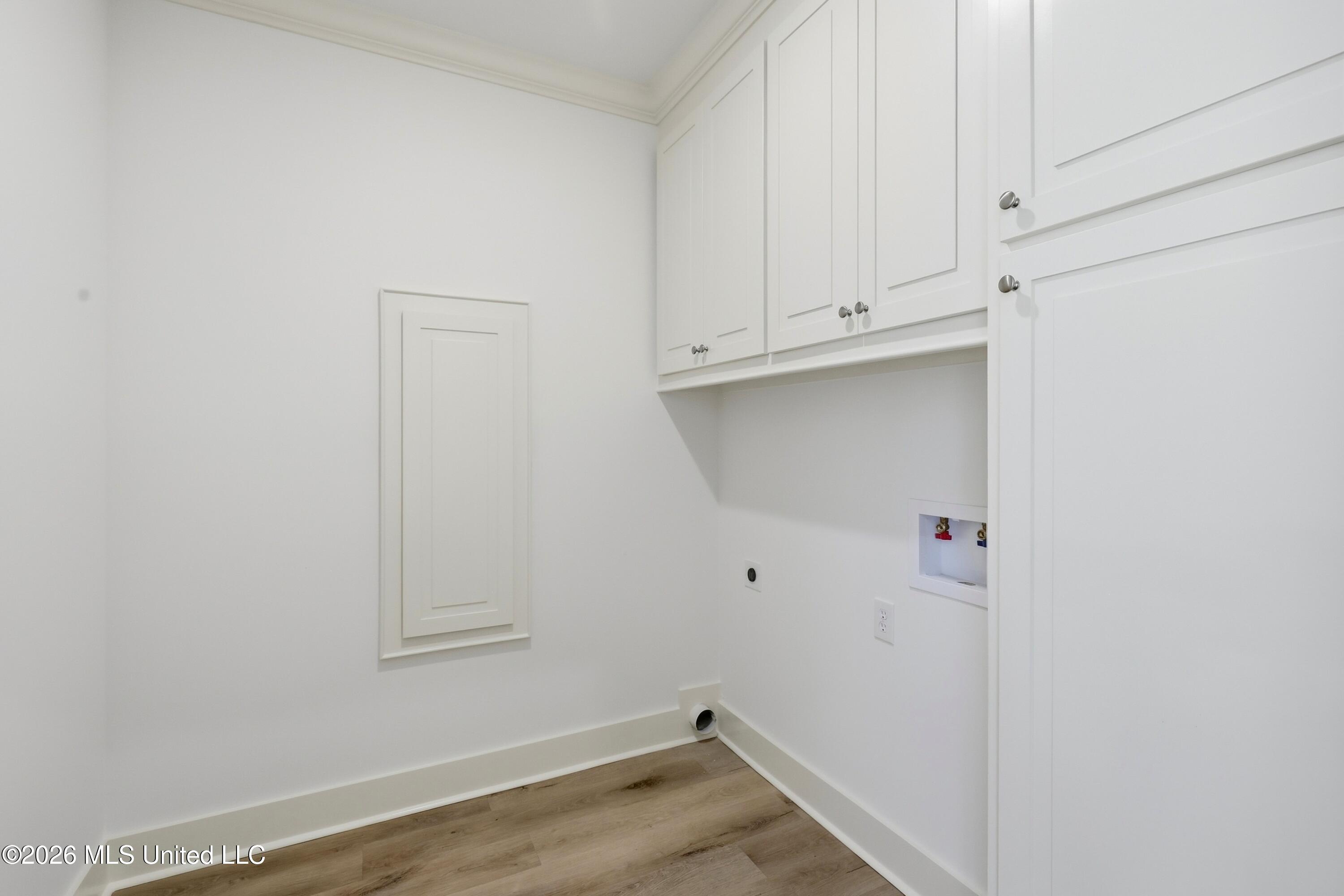 342 Brookfield Circle Property Photo 18