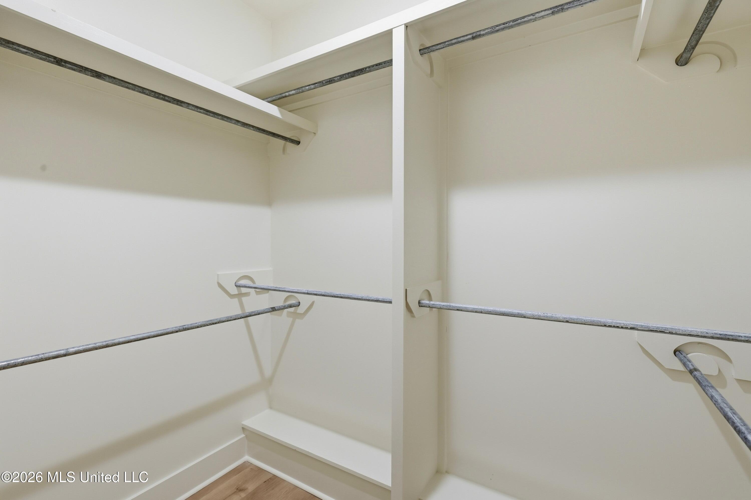 342 Brookfield Circle Property Photo 24