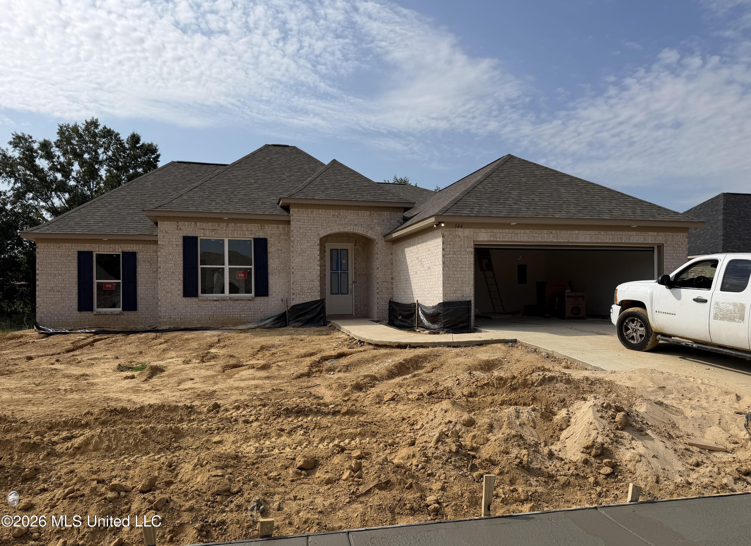 344 Brookfield Circle Property Photo 1
