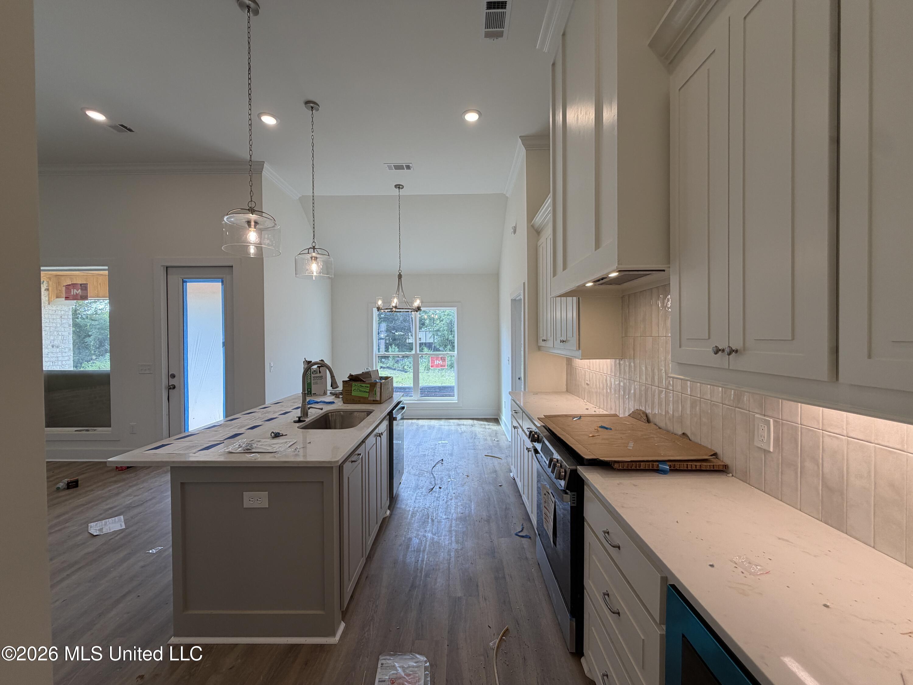 344 Brookfield Circle Property Photo 10