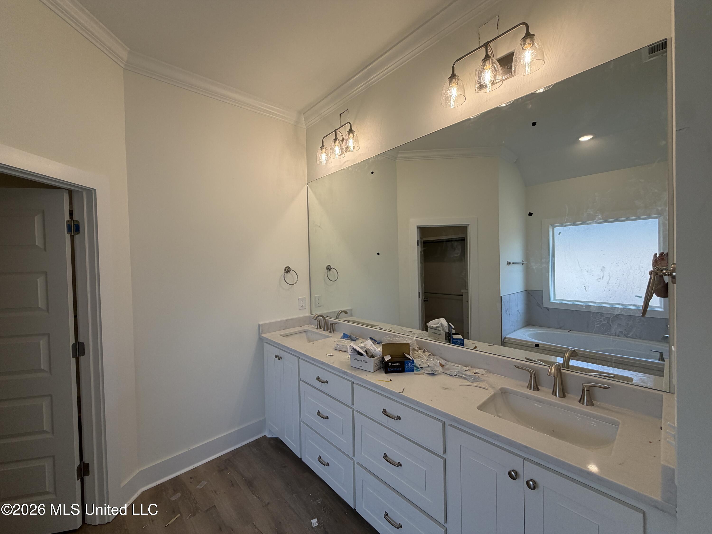 344 Brookfield Circle Property Photo 14