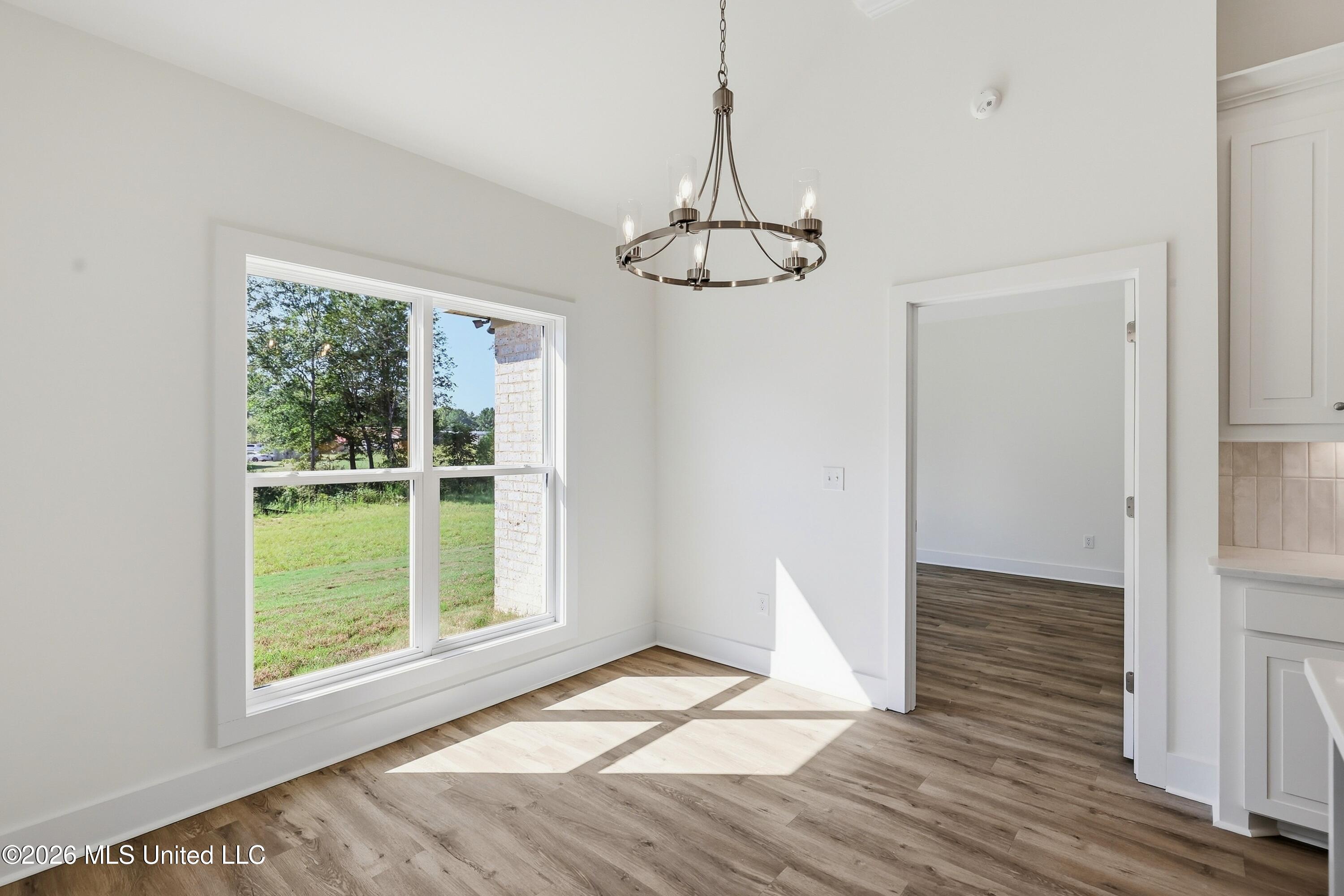 344 Brookfield Circle Property Photo 18