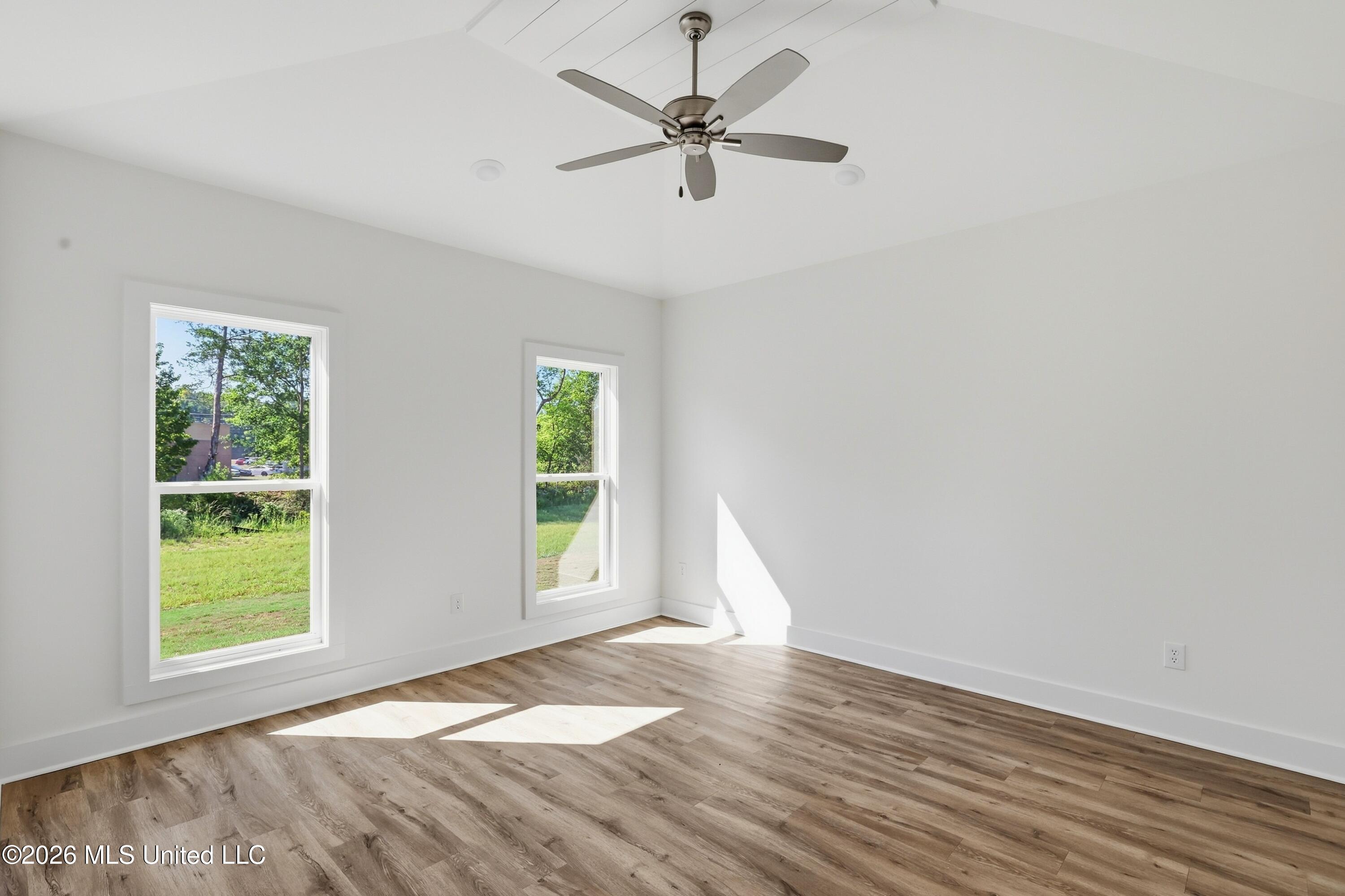 344 Brookfield Circle Property Photo 19