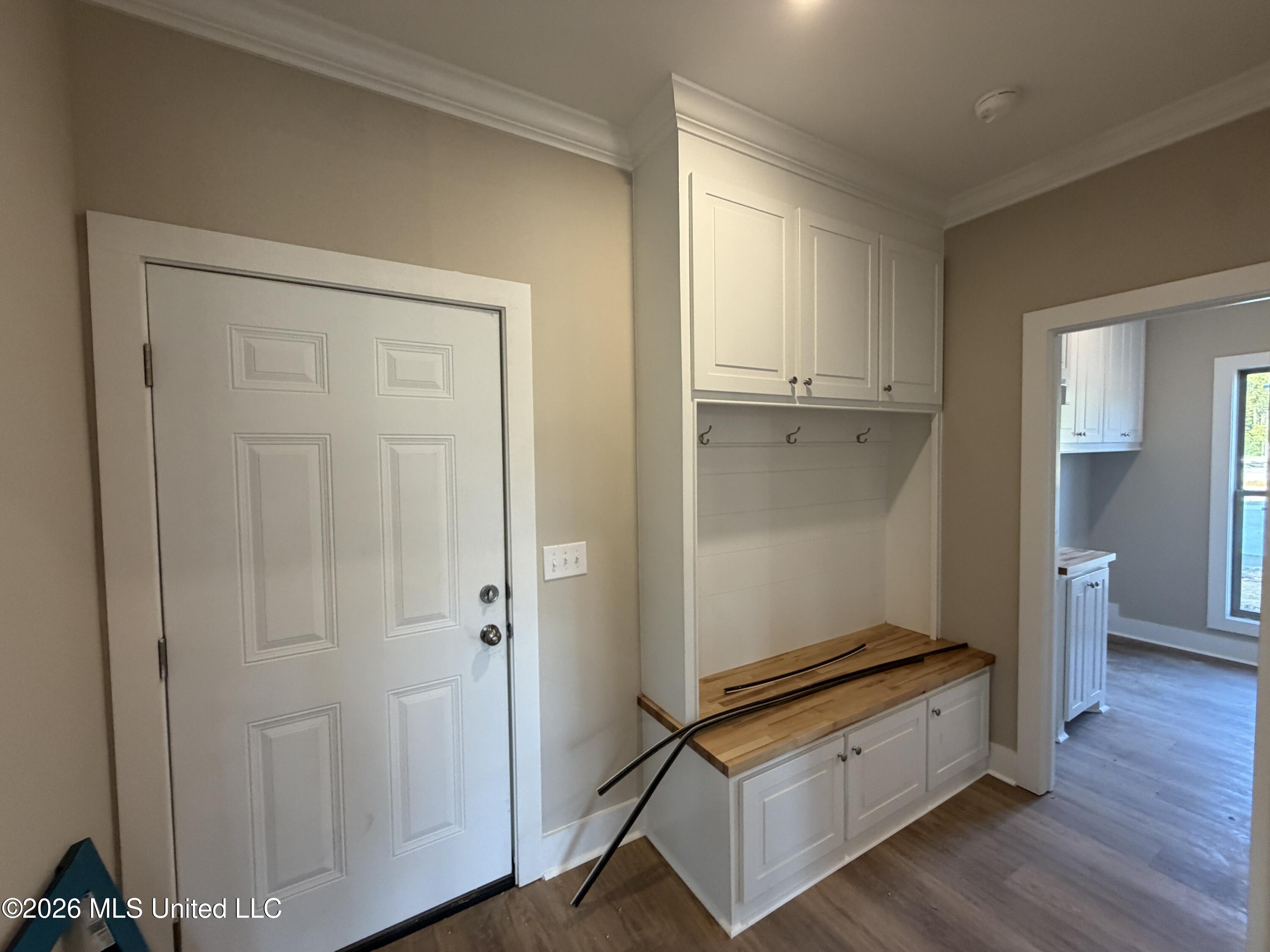 341 Brookfield Circle Property Photo 10