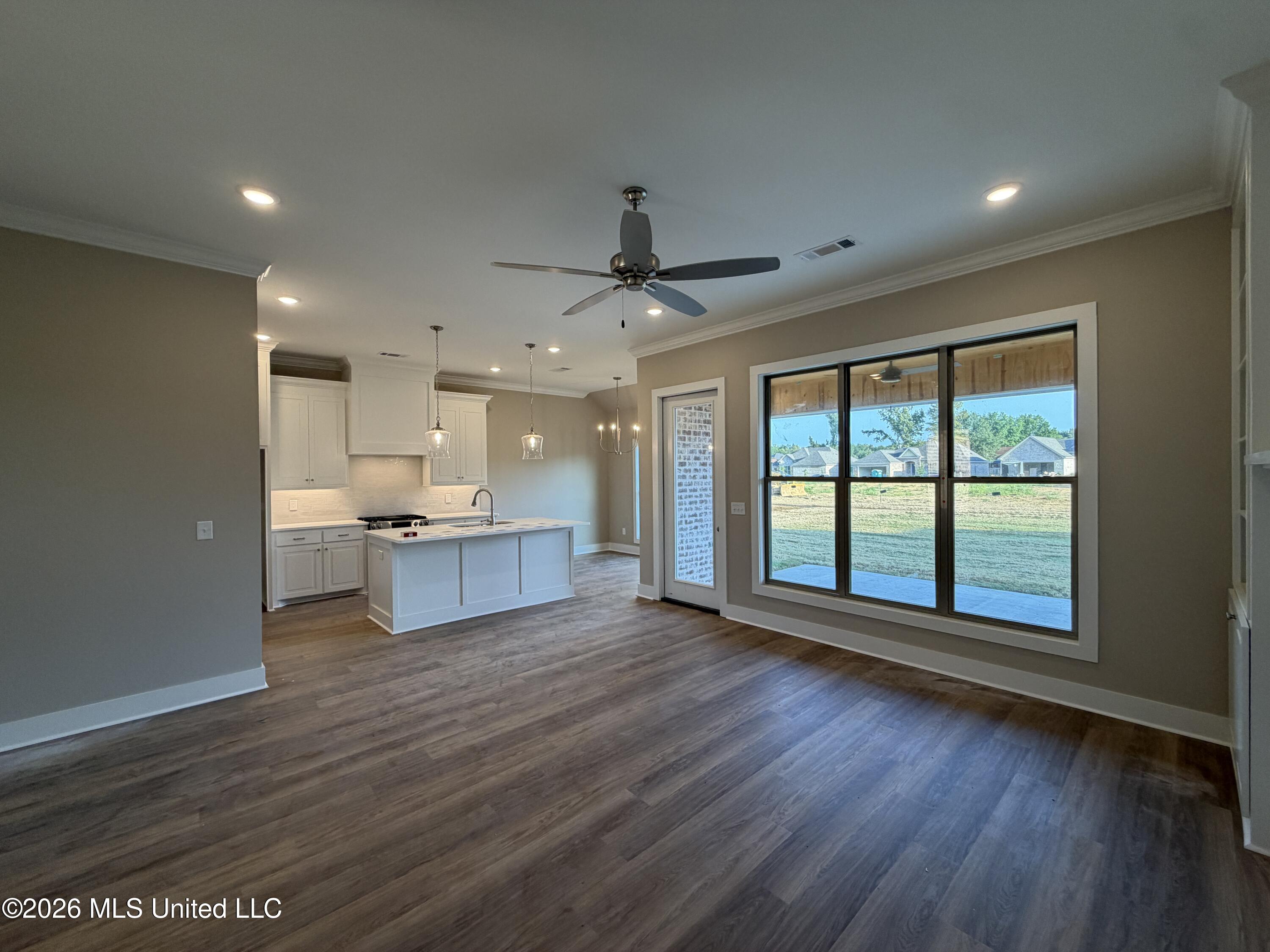 341 Brookfield Circle Property Photo 25