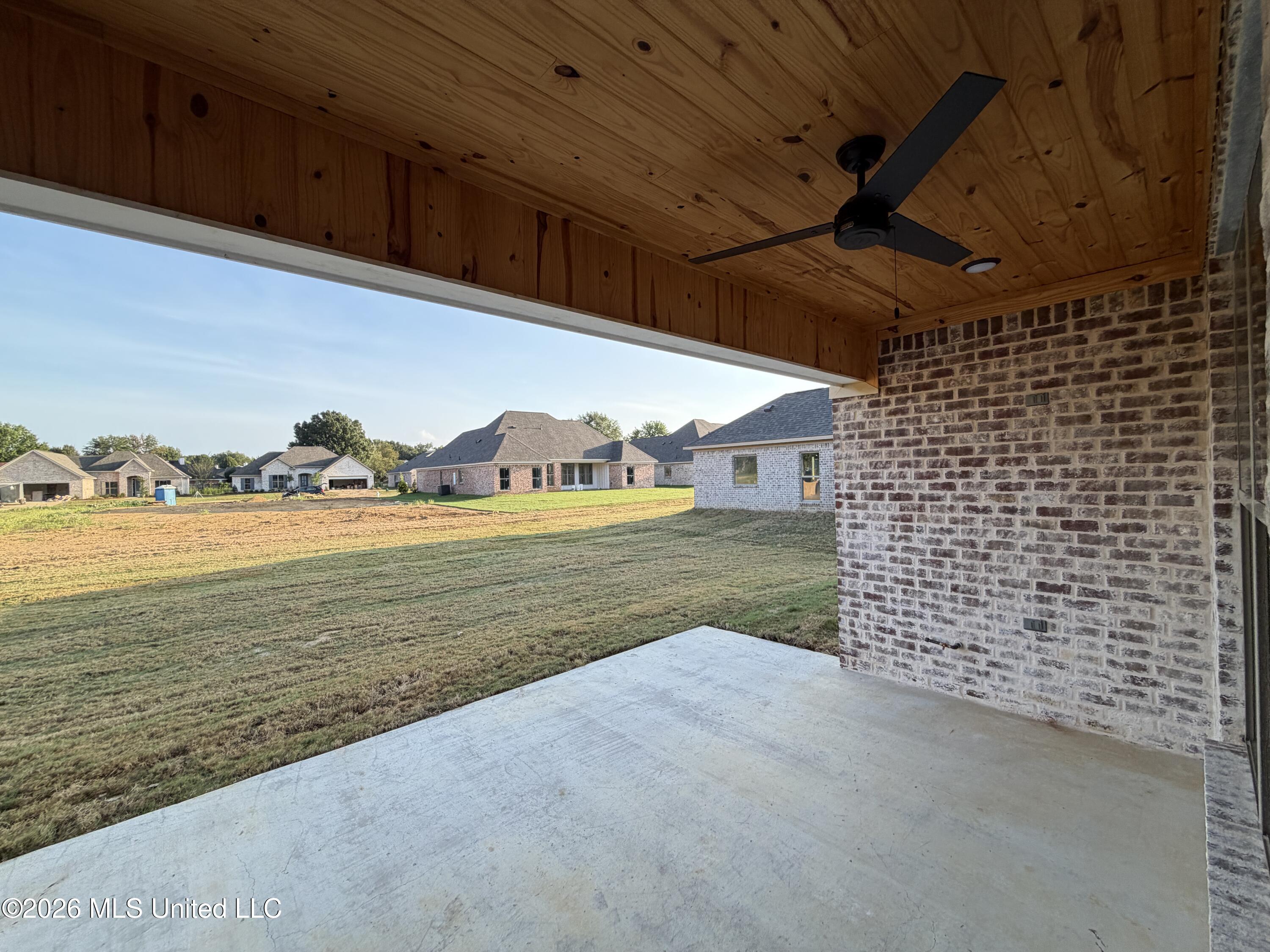 341 Brookfield Circle Property Photo 26