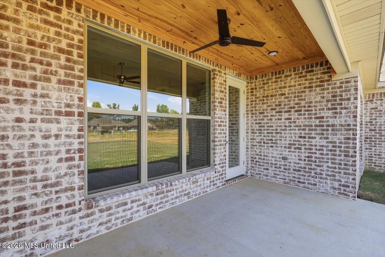 341 Brookfield Circle Property Photo 30