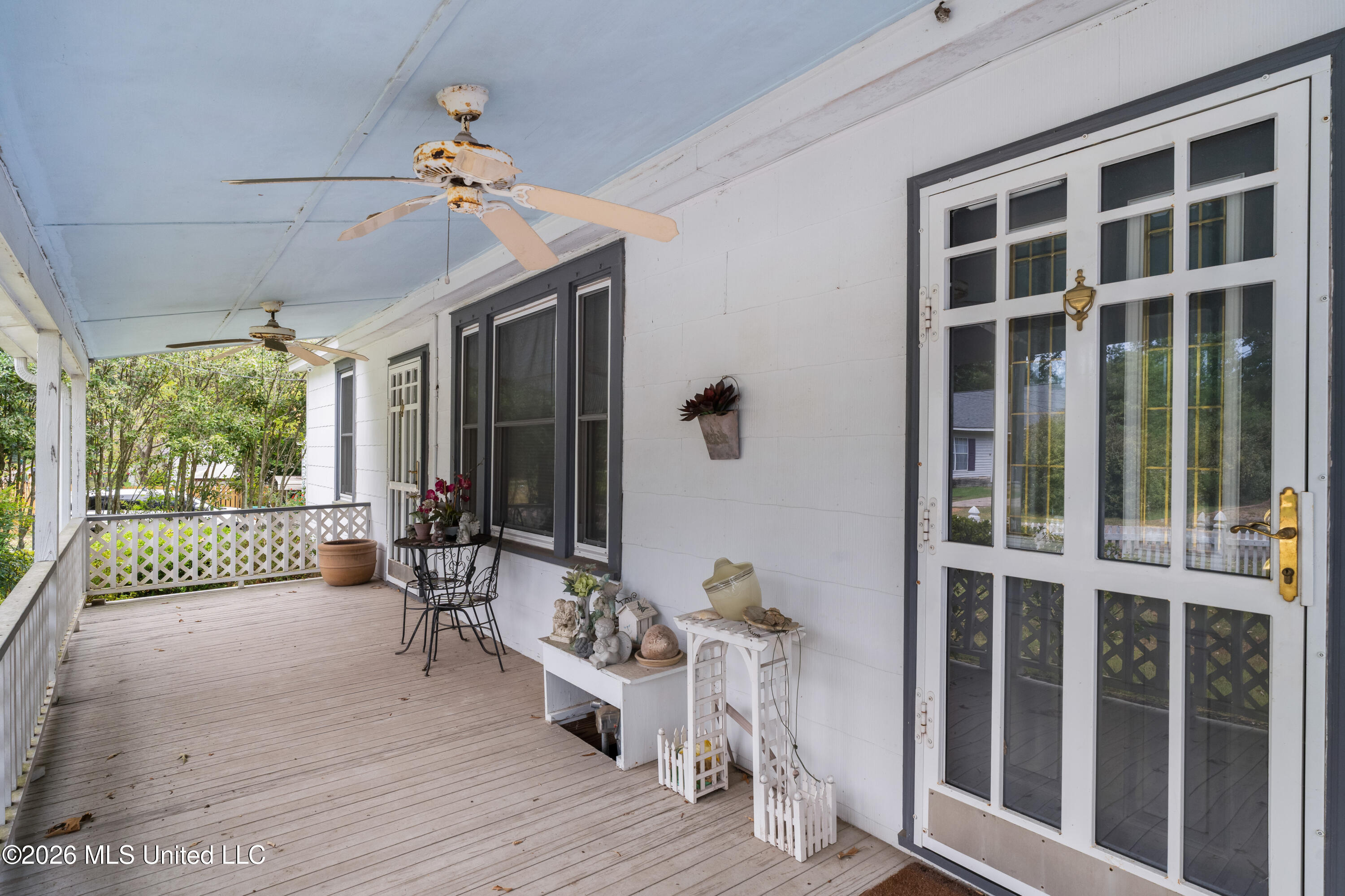 1229 Wheelock Street Property Photo 6