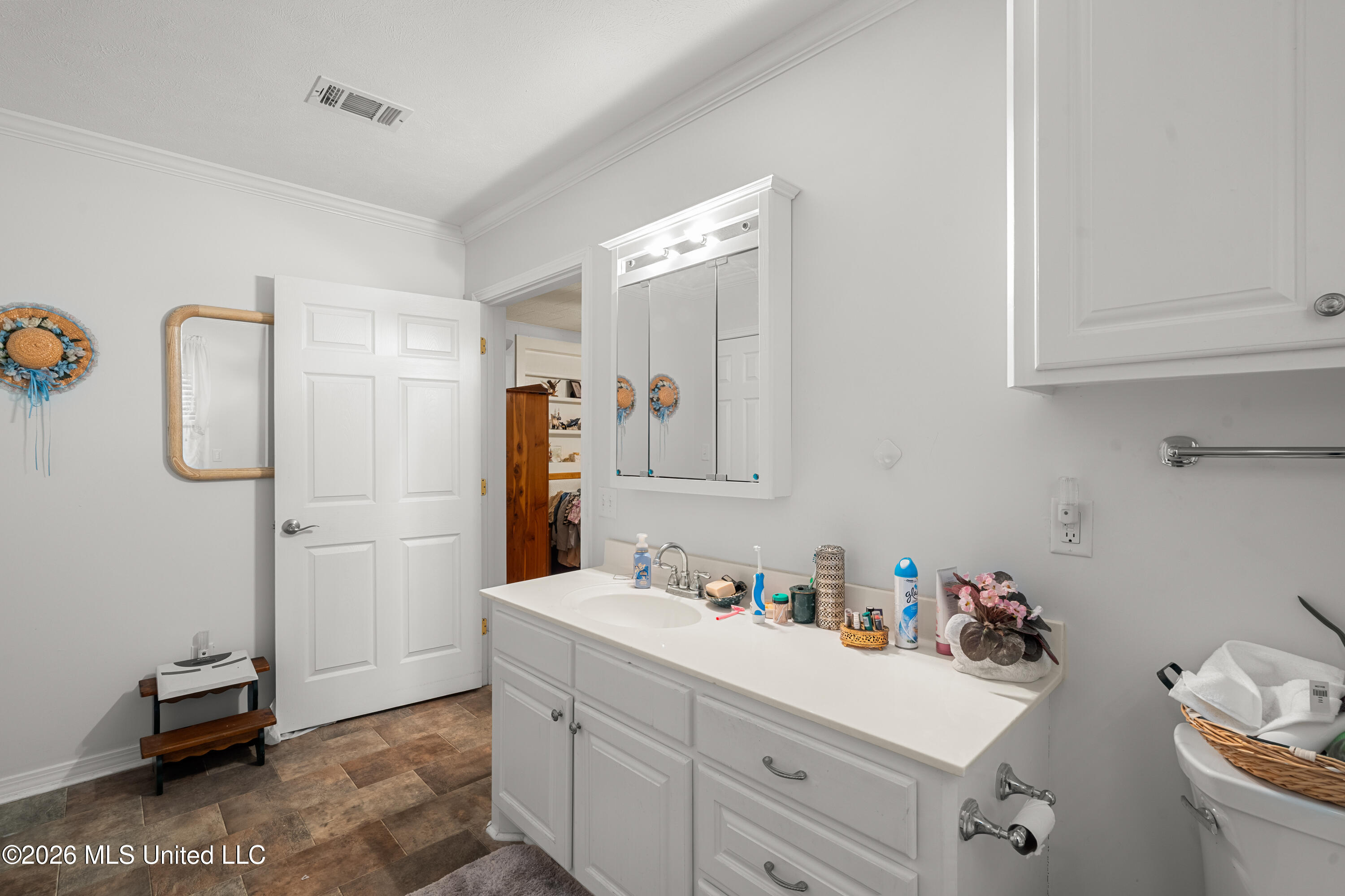 1229 Wheelock Street Property Photo 23