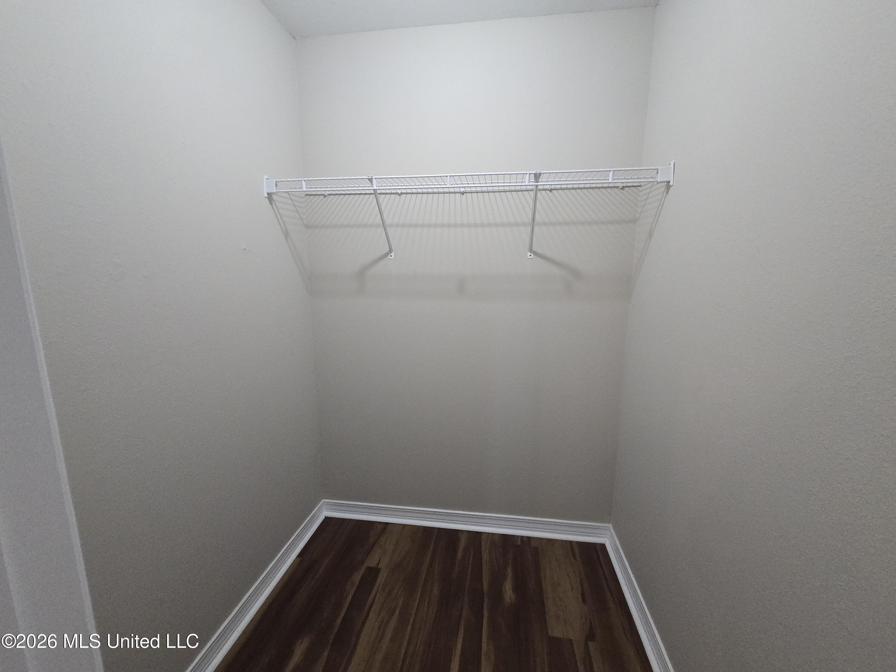5492 Quail Creek Circle Property Photo 7