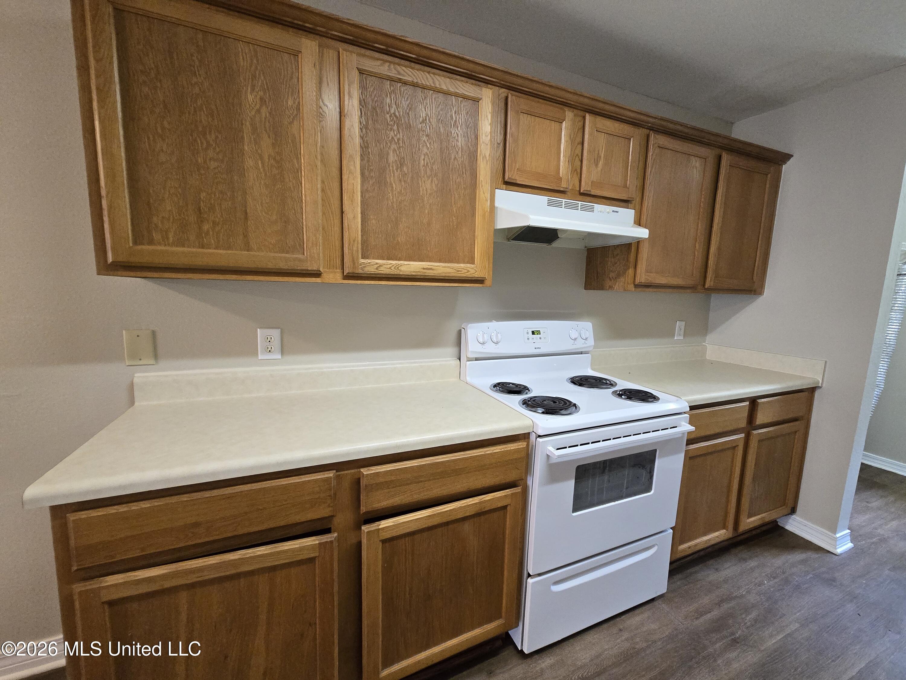 5492 Quail Creek Circle Property Photo 10