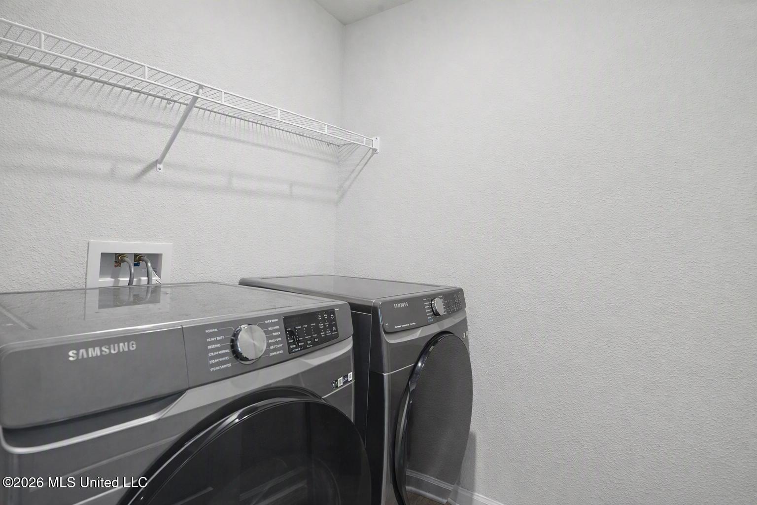 1024 Enclave Circle Property Photo 15