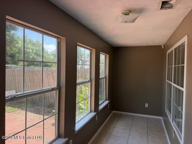 2388 Grants Ferry Drive Property Photo 14