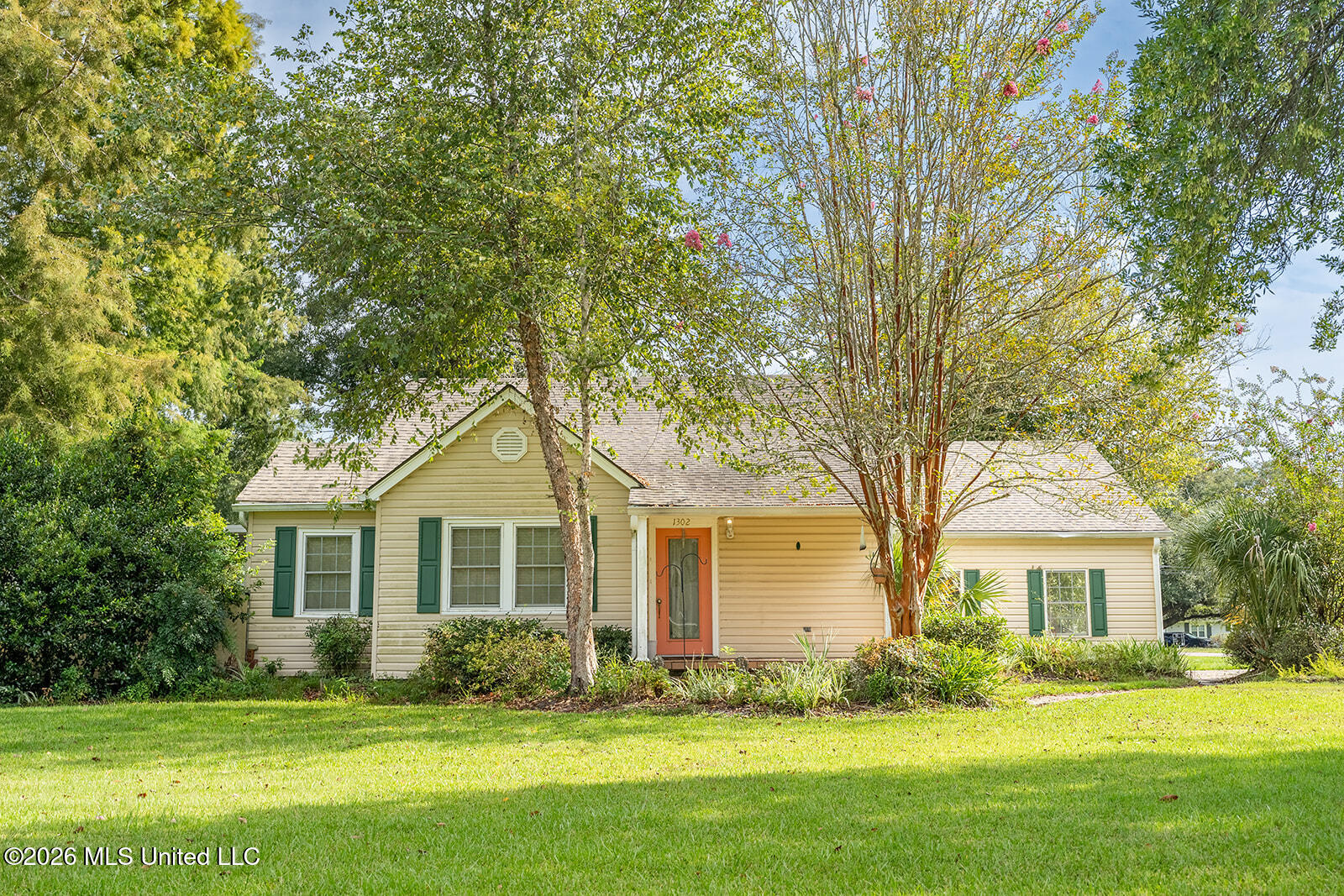 1302 Goodyear Boulevard Property Photo 1