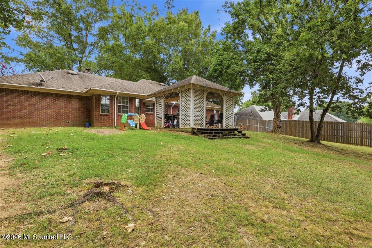 1017 Prince Drive Property Photo 23