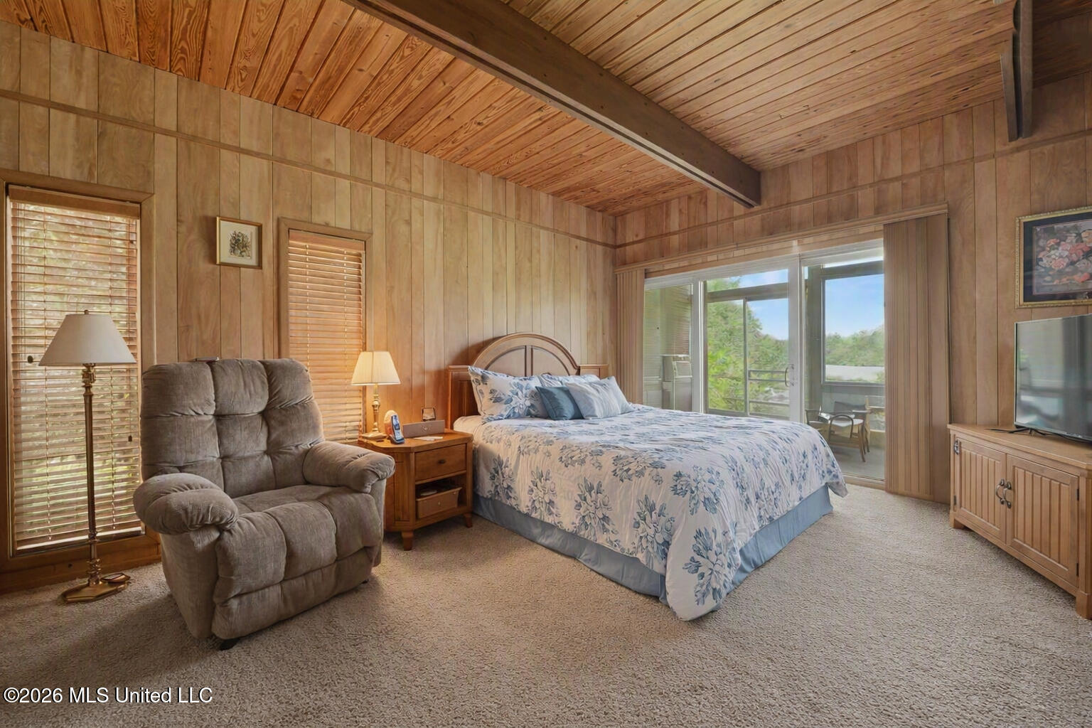 2416 Rolling Meadows Road Property Photo 10
