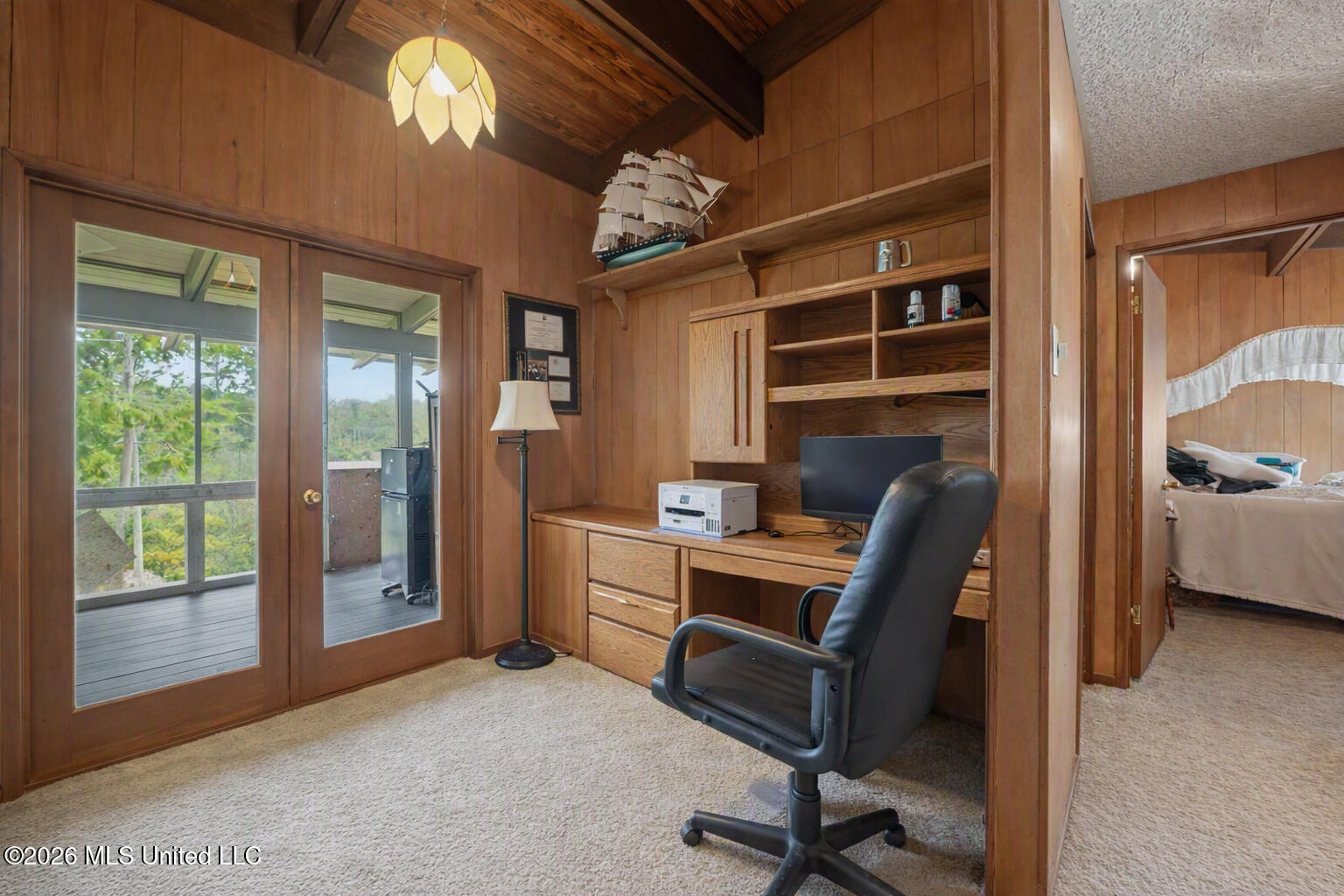 2416 Rolling Meadows Road Property Photo 13
