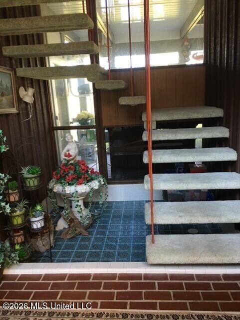 2416 Rolling Meadows Road Property Photo 15