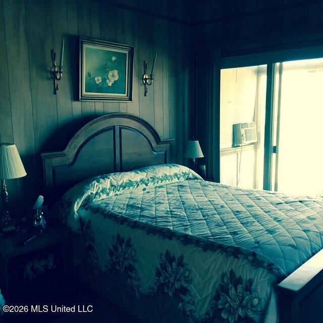 2416 Rolling Meadows Road Property Photo 17