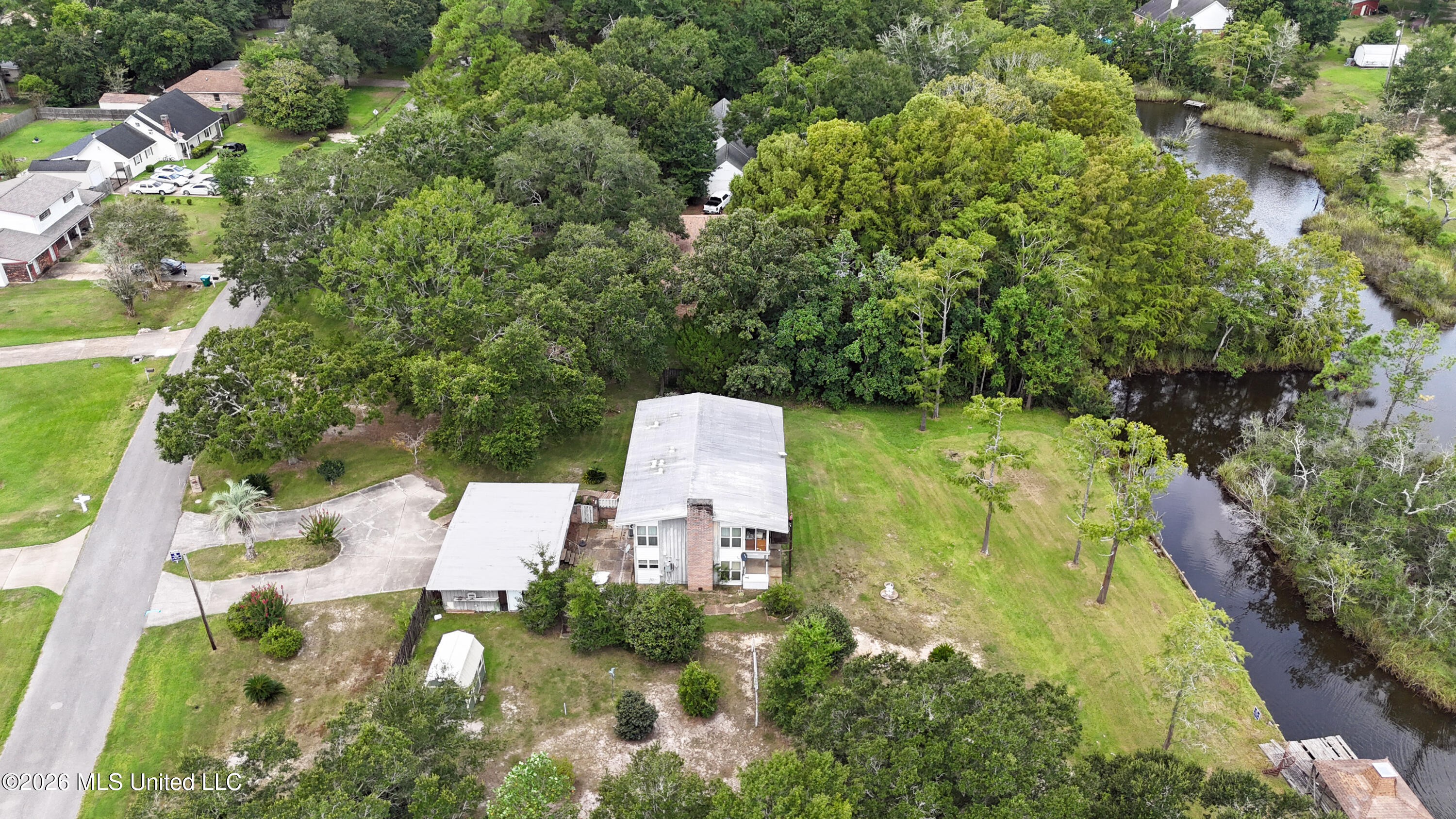 2416 Rolling Meadows Road Property Photo 59