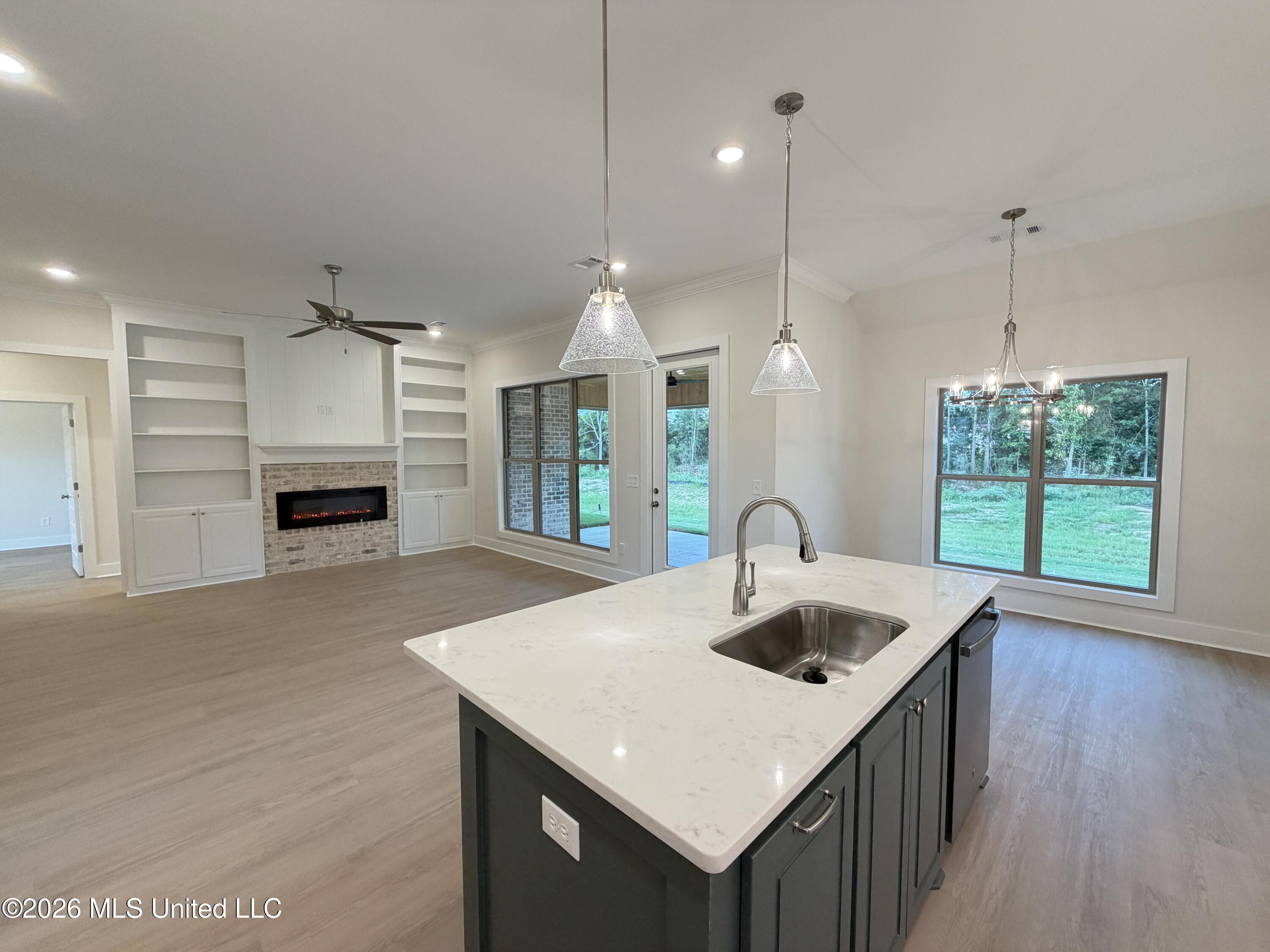 346 Brookfield Circle Property Photo 12