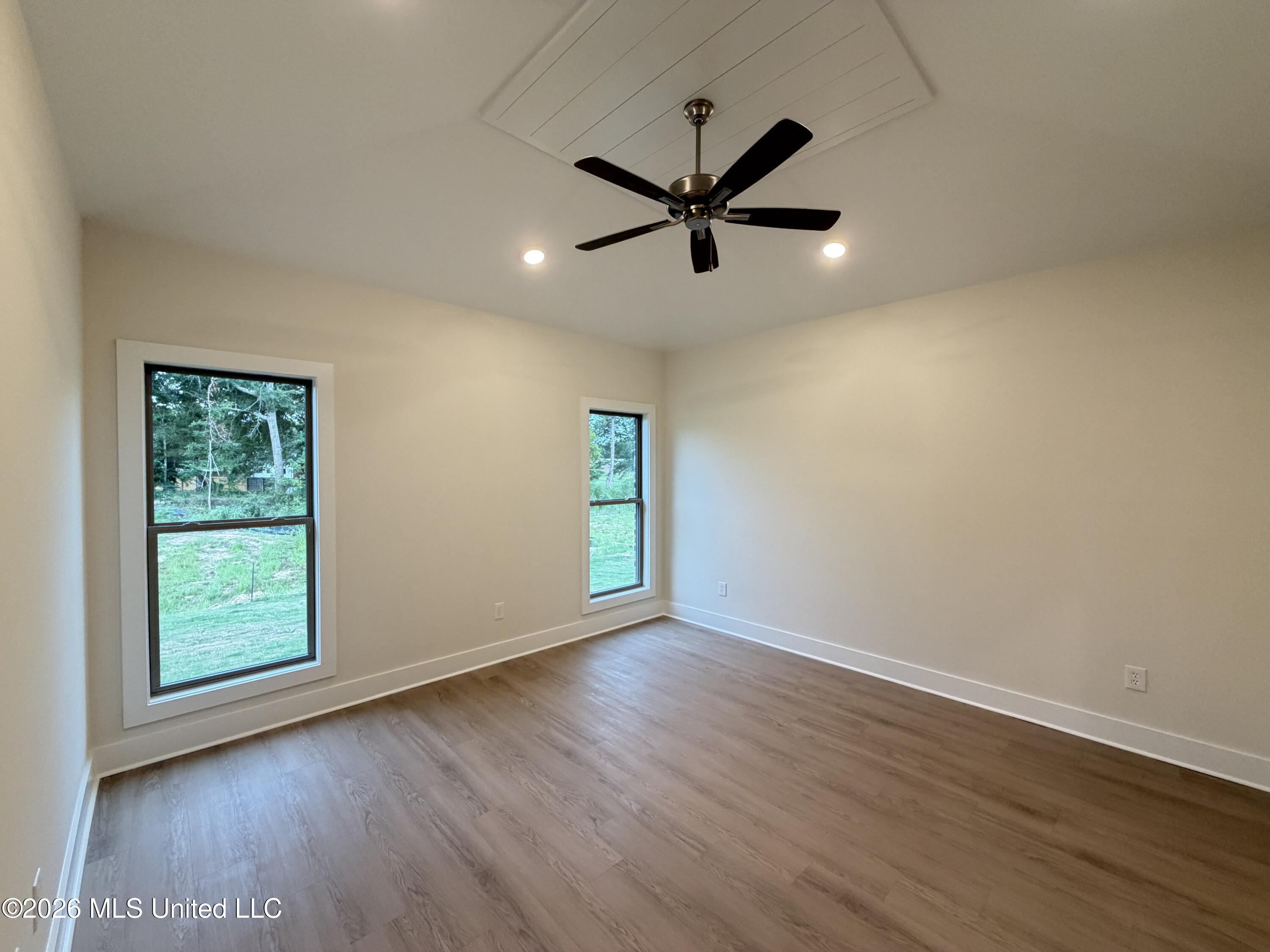 346 Brookfield Circle Property Photo 15