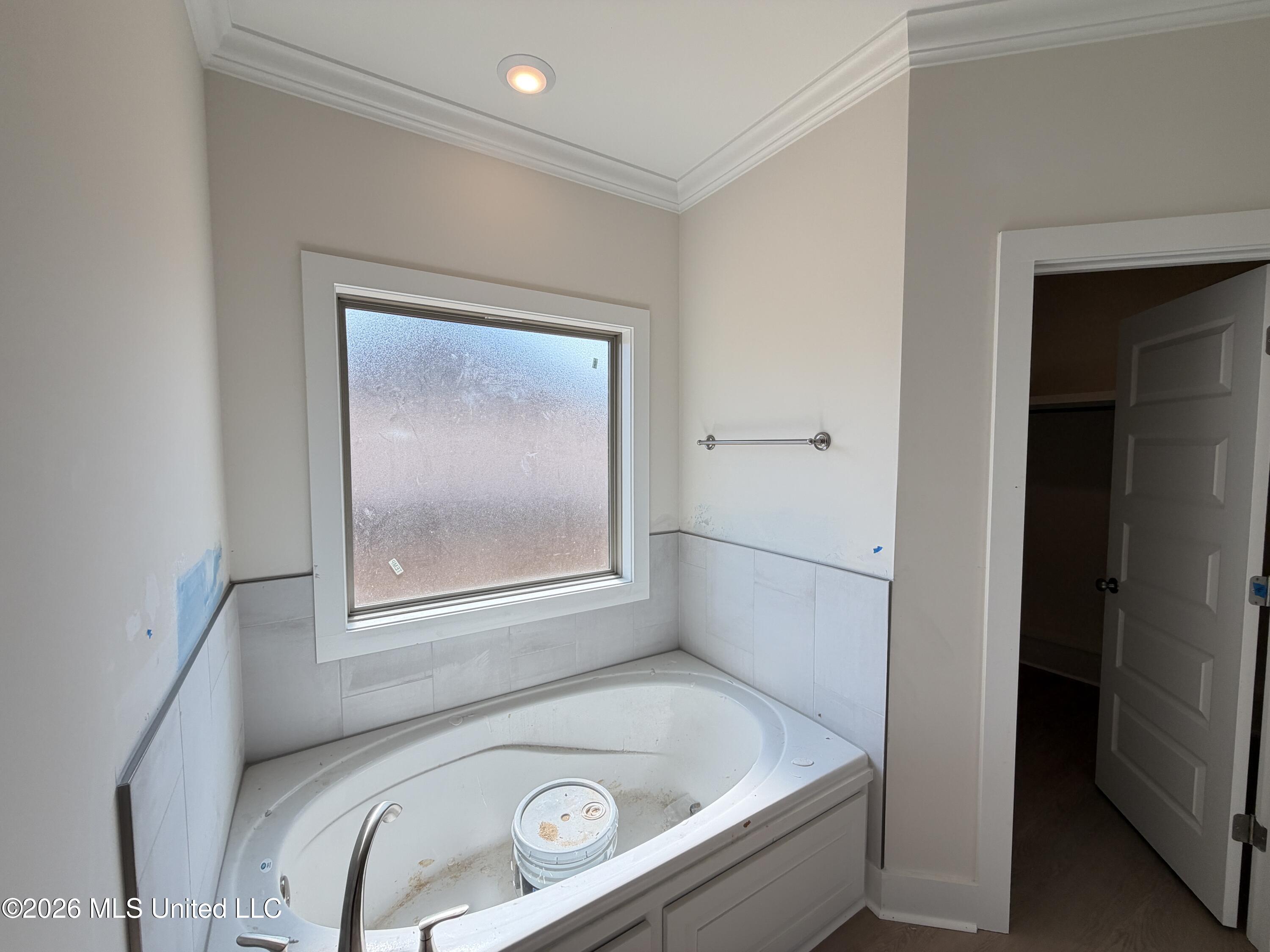 346 Brookfield Circle Property Photo 18