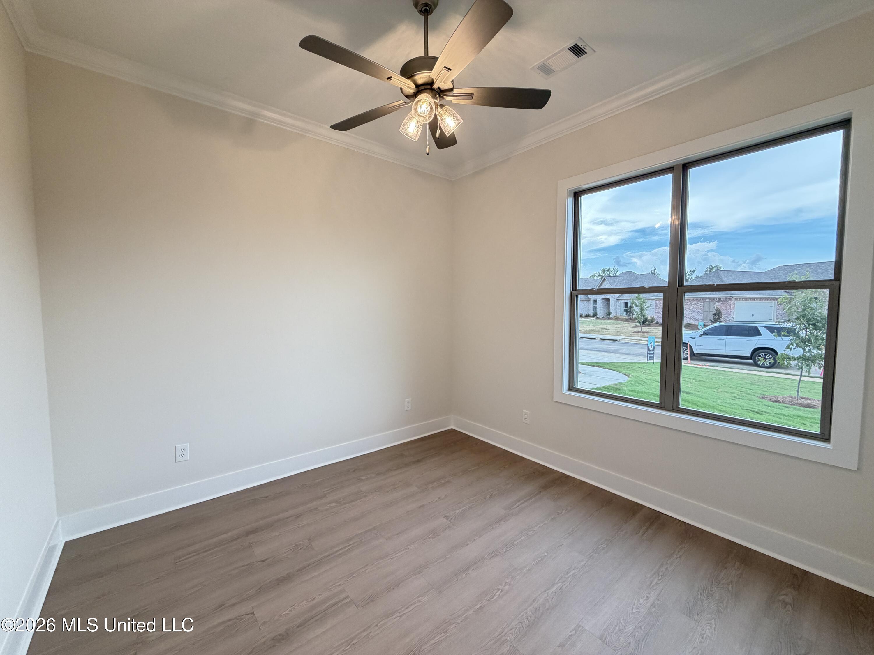 346 Brookfield Circle Property Photo 24