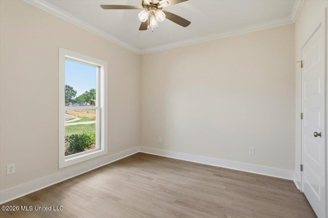 346 Brookfield Circle Property Photo 25