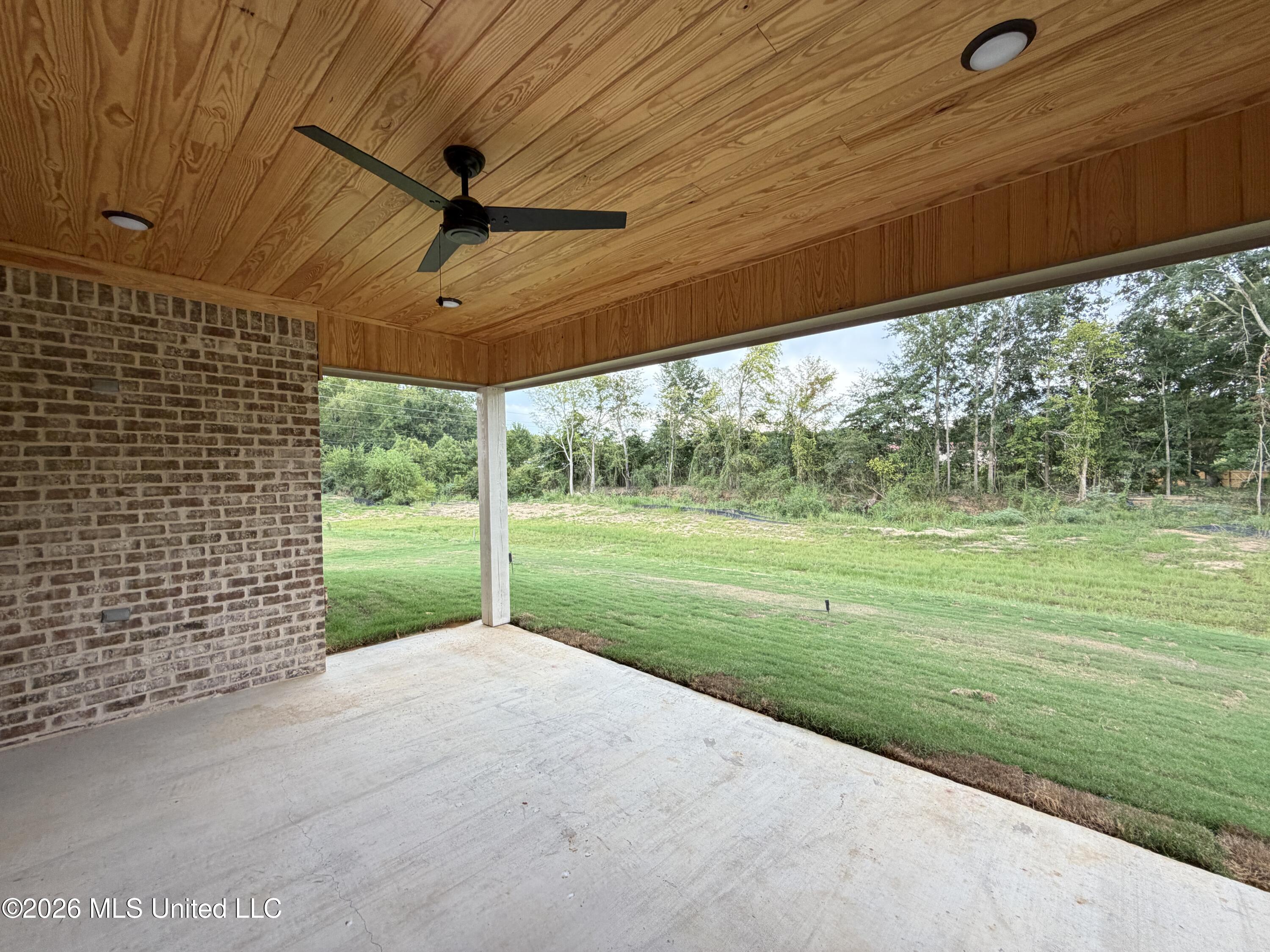 346 Brookfield Circle Property Photo 32