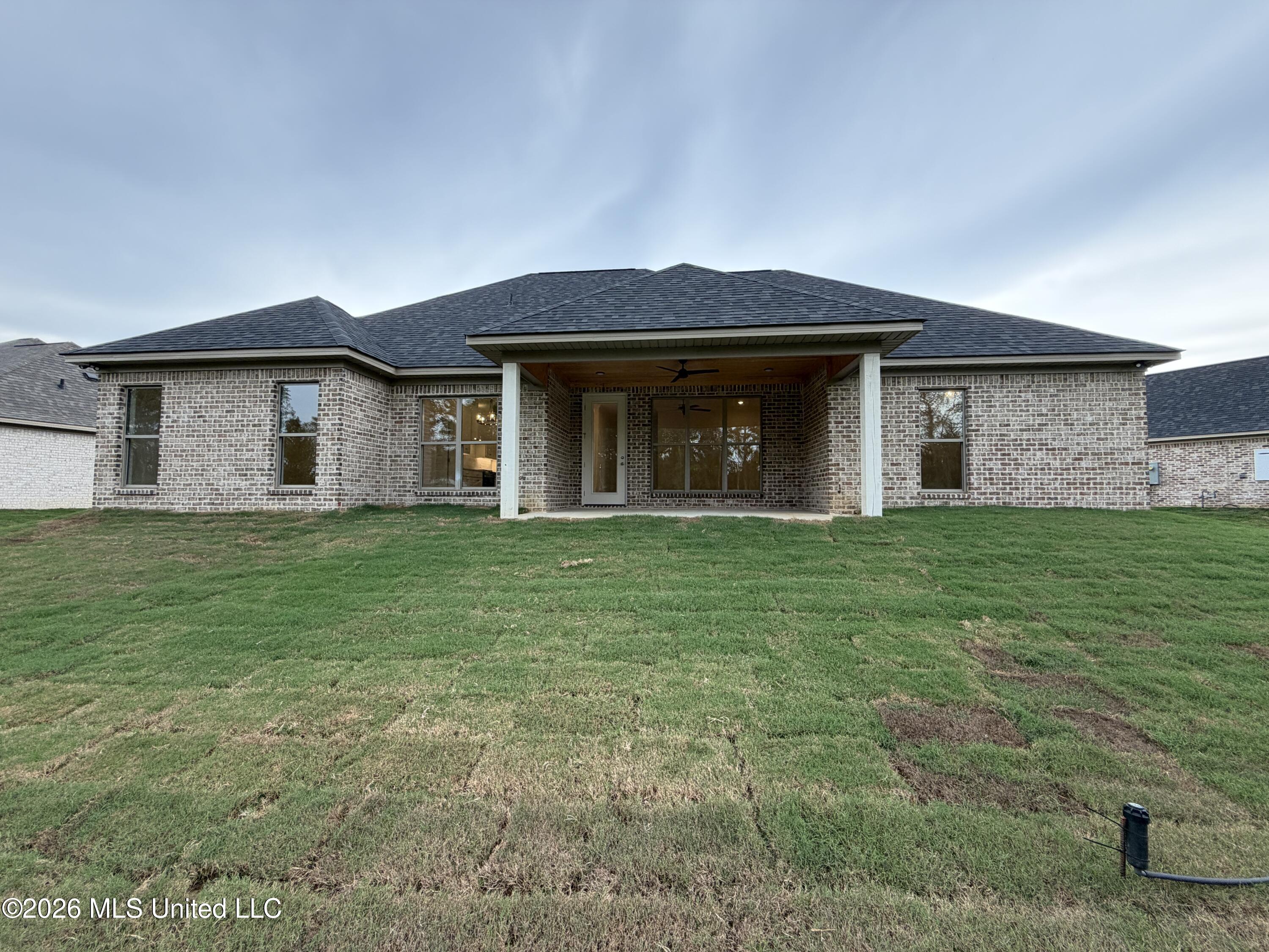 346 Brookfield Circle Property Photo 34