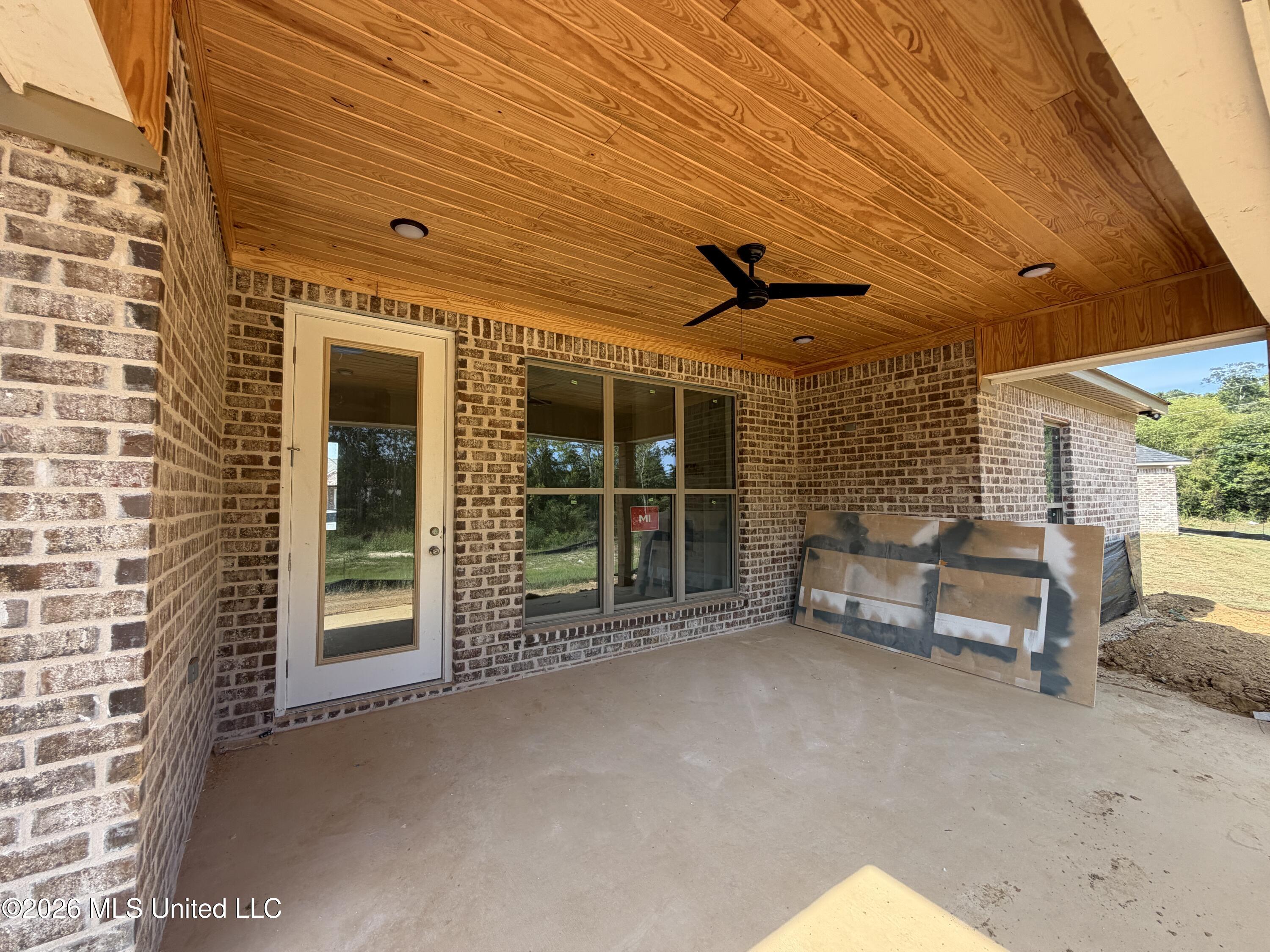 346 Brookfield Circle Property Photo 35