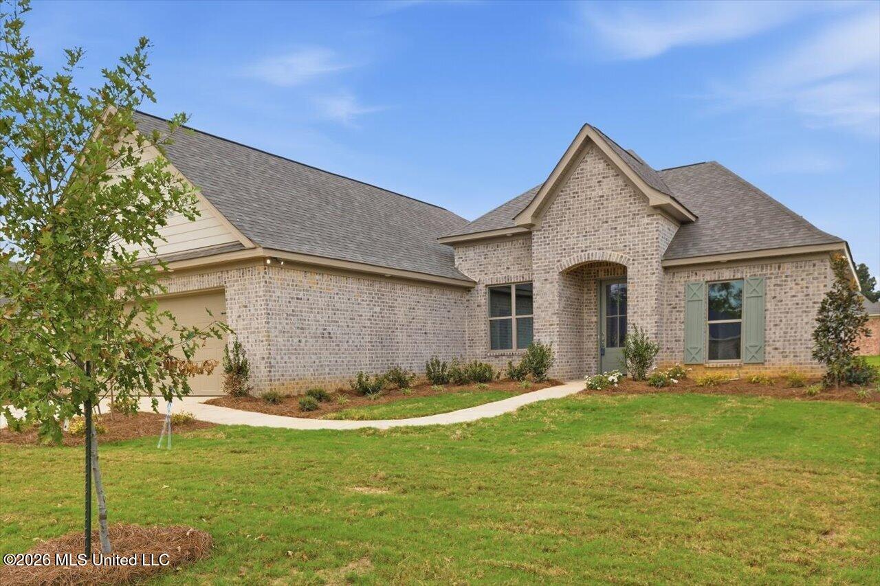343 Brookfield Circle Property Photo 2