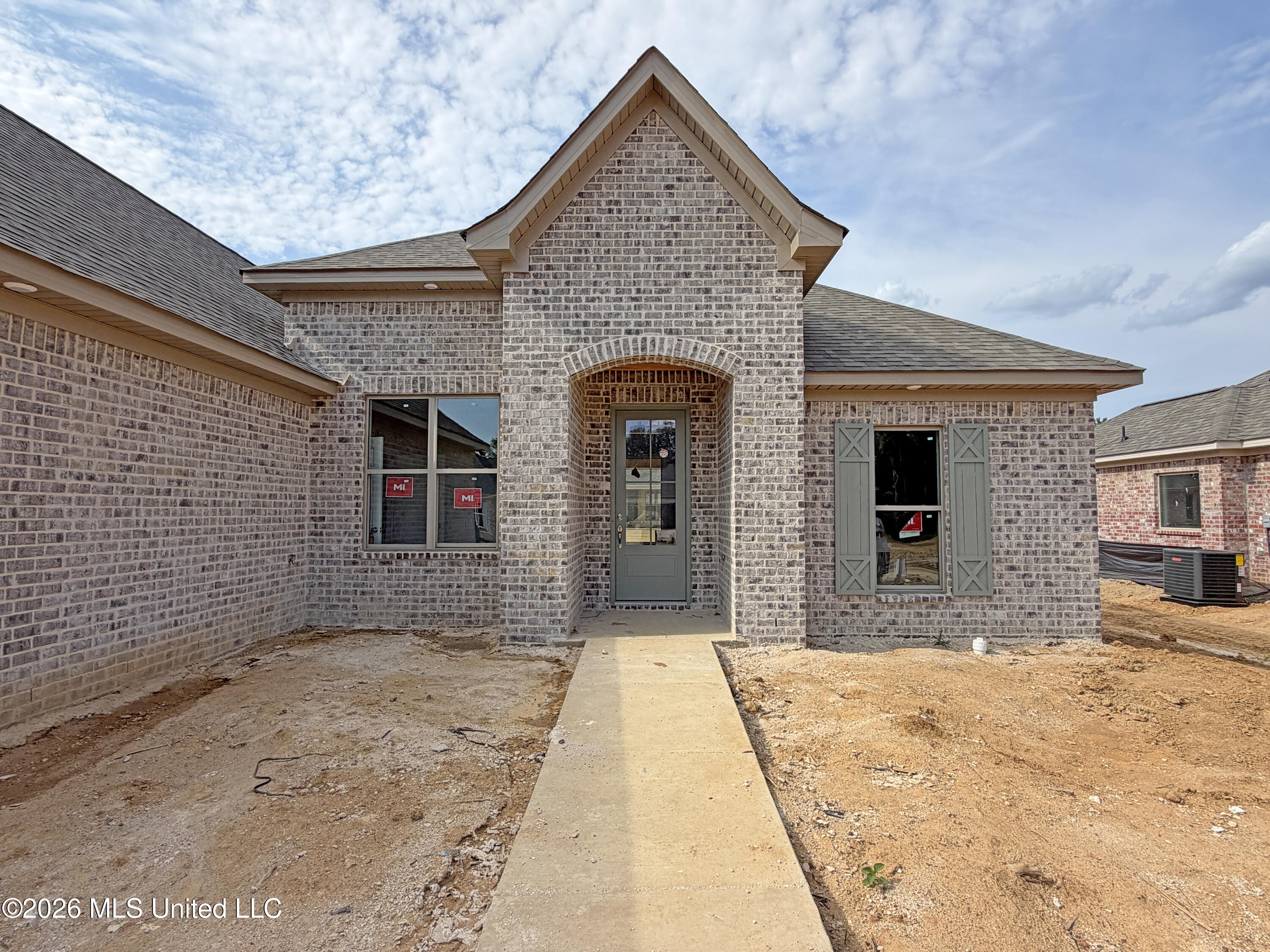 343 Brookfield Circle Property Photo 3