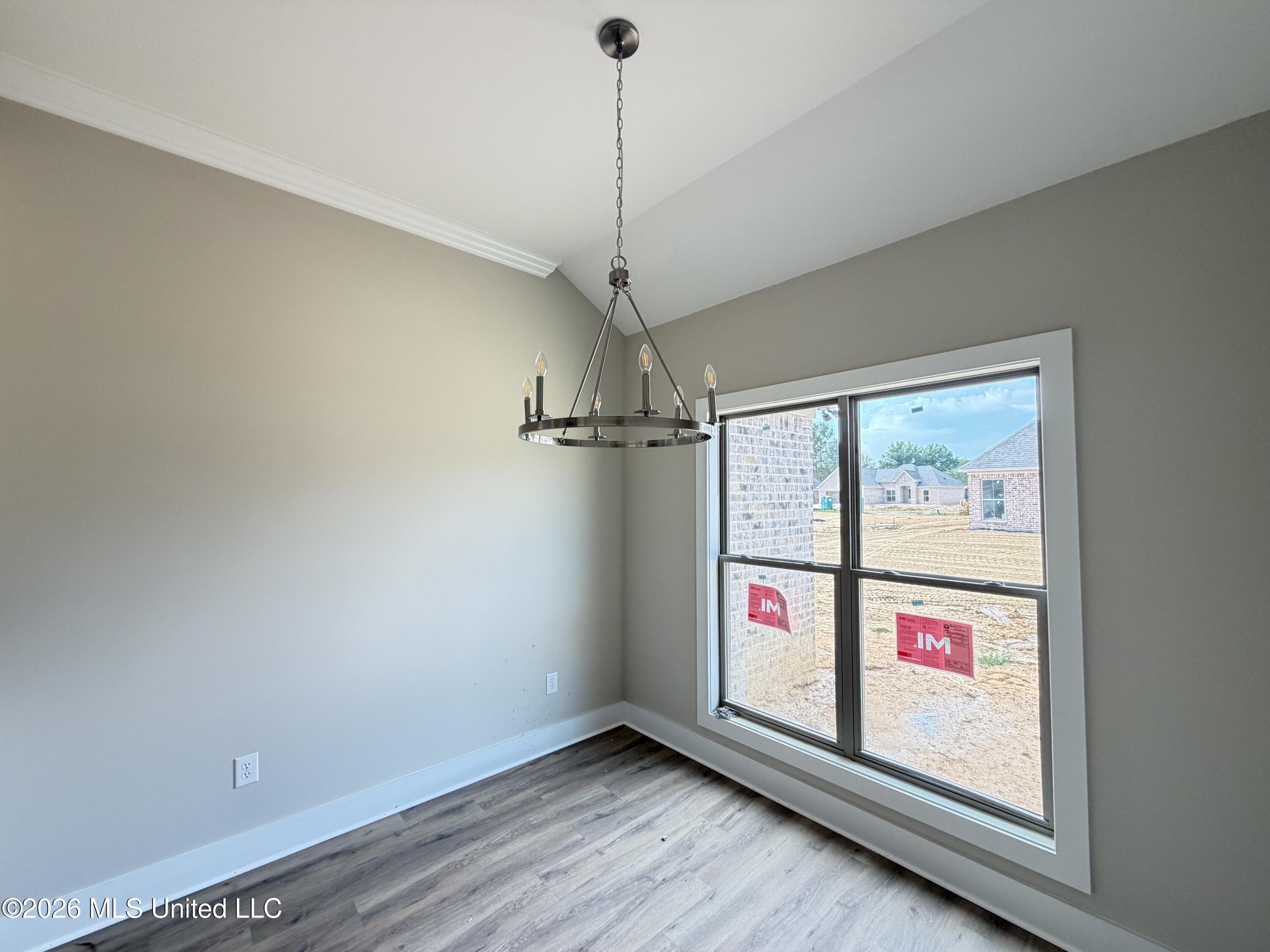 343 Brookfield Circle Property Photo 10