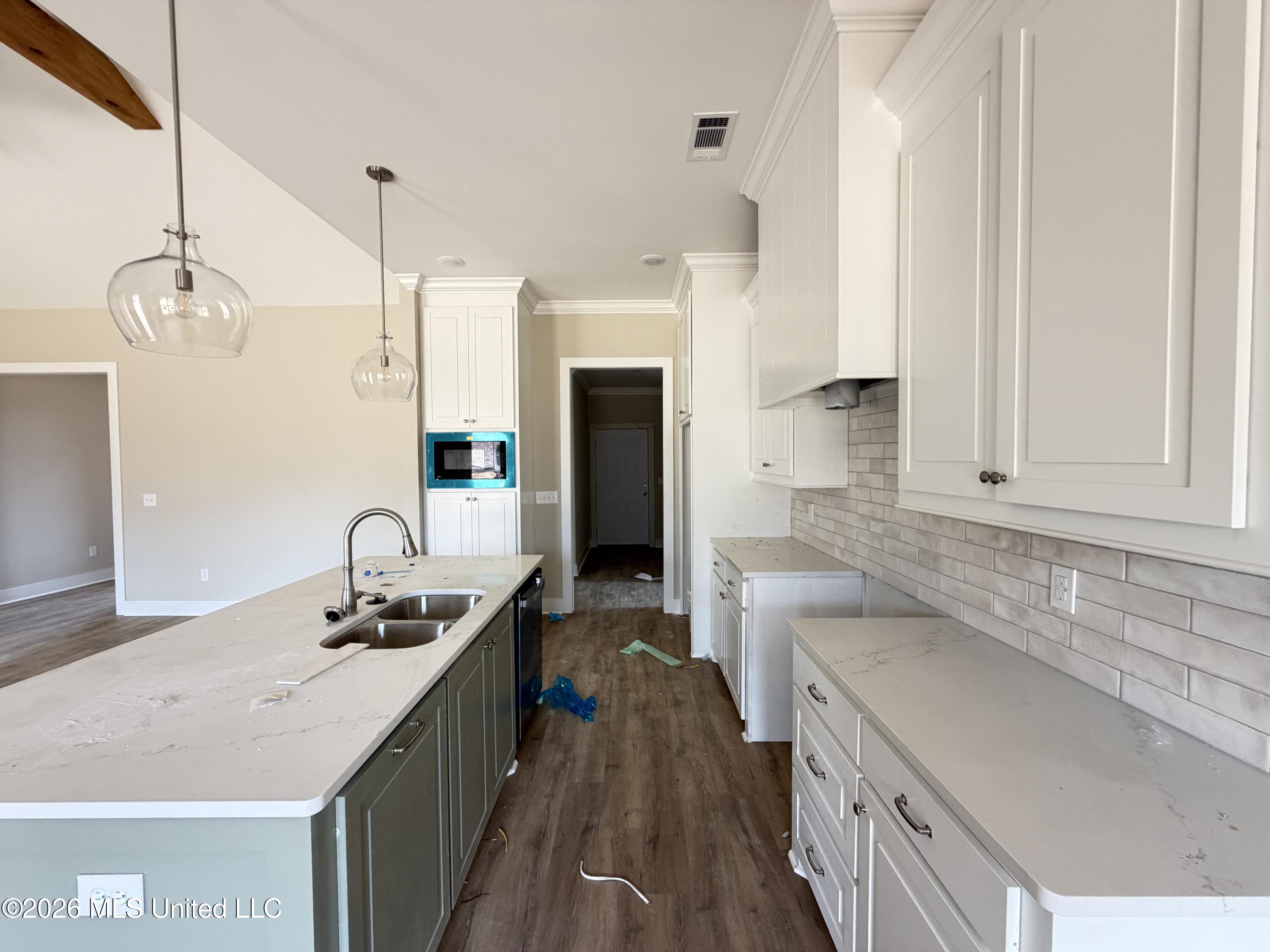343 Brookfield Circle Property Photo 12