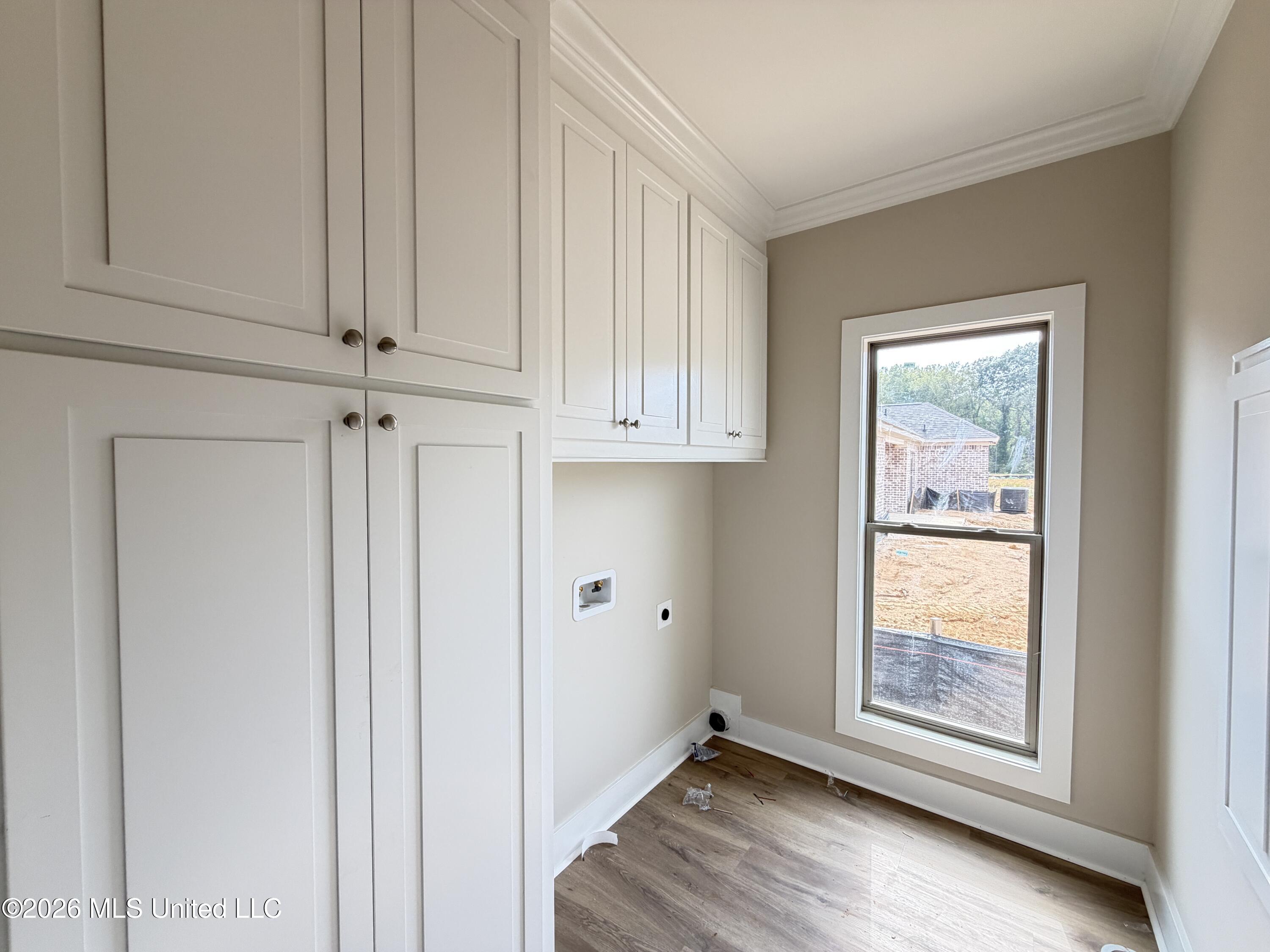 343 Brookfield Circle Property Photo 17