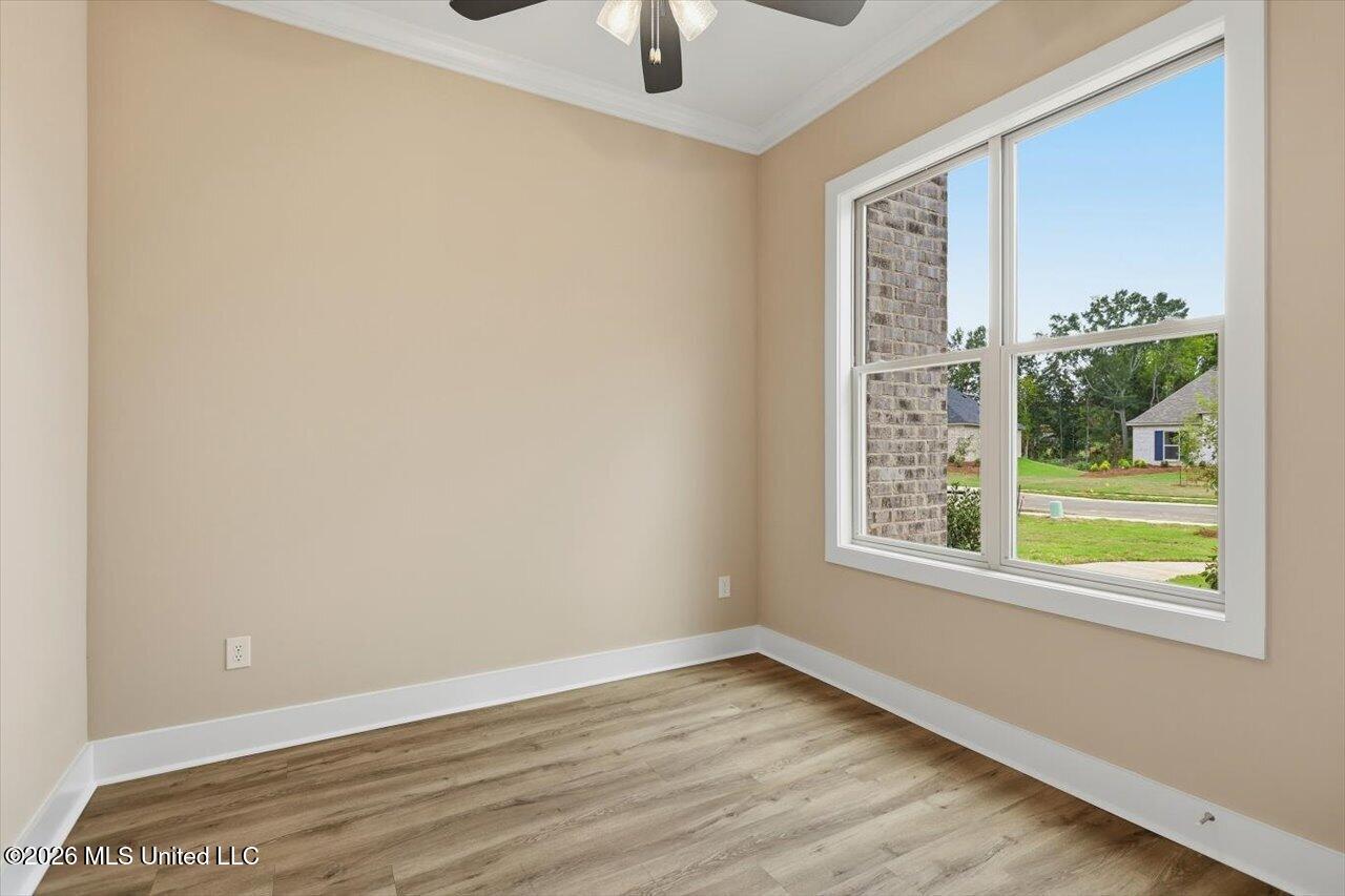 343 Brookfield Circle Property Photo 17