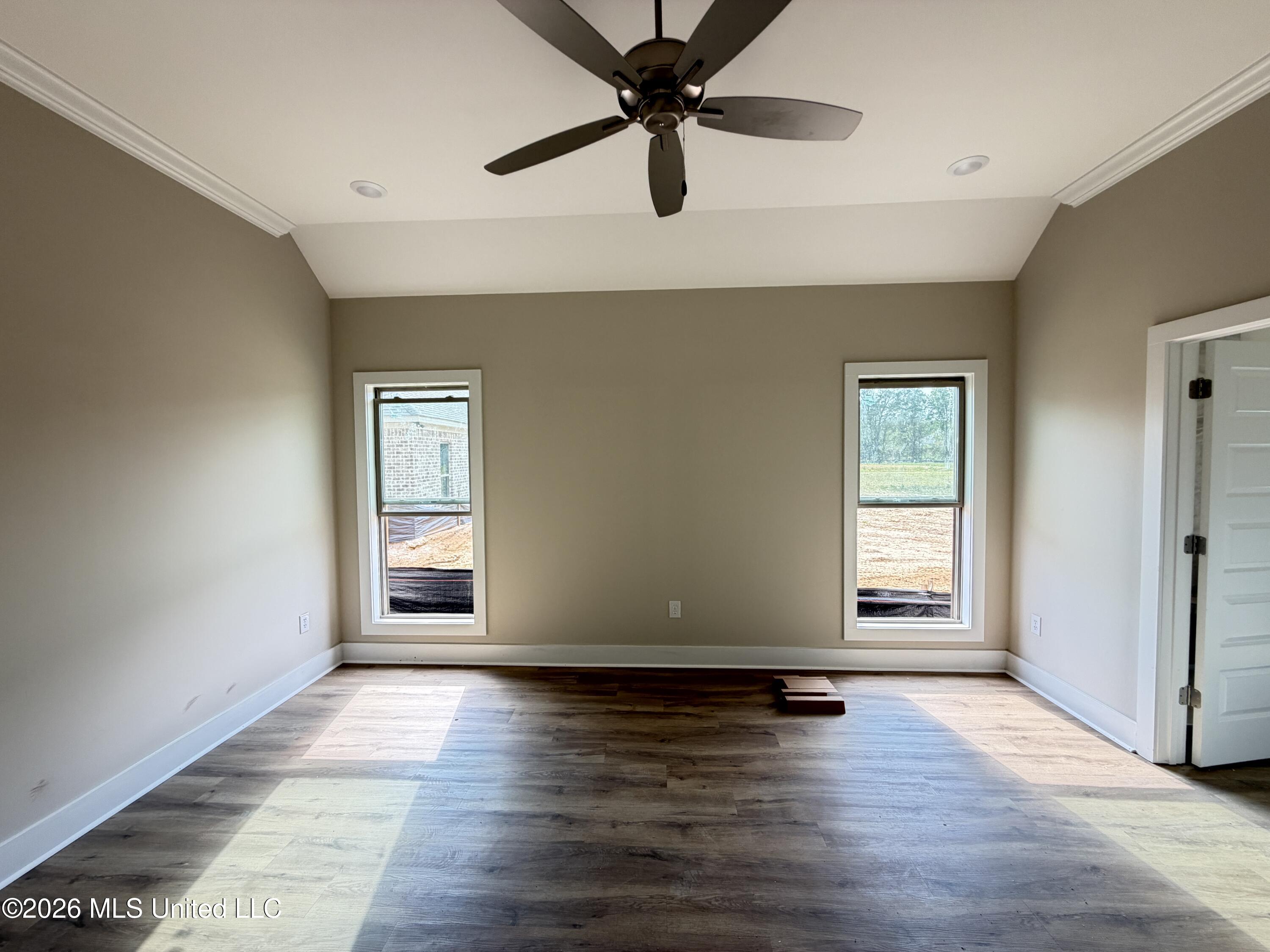 343 Brookfield Circle Property Photo 19