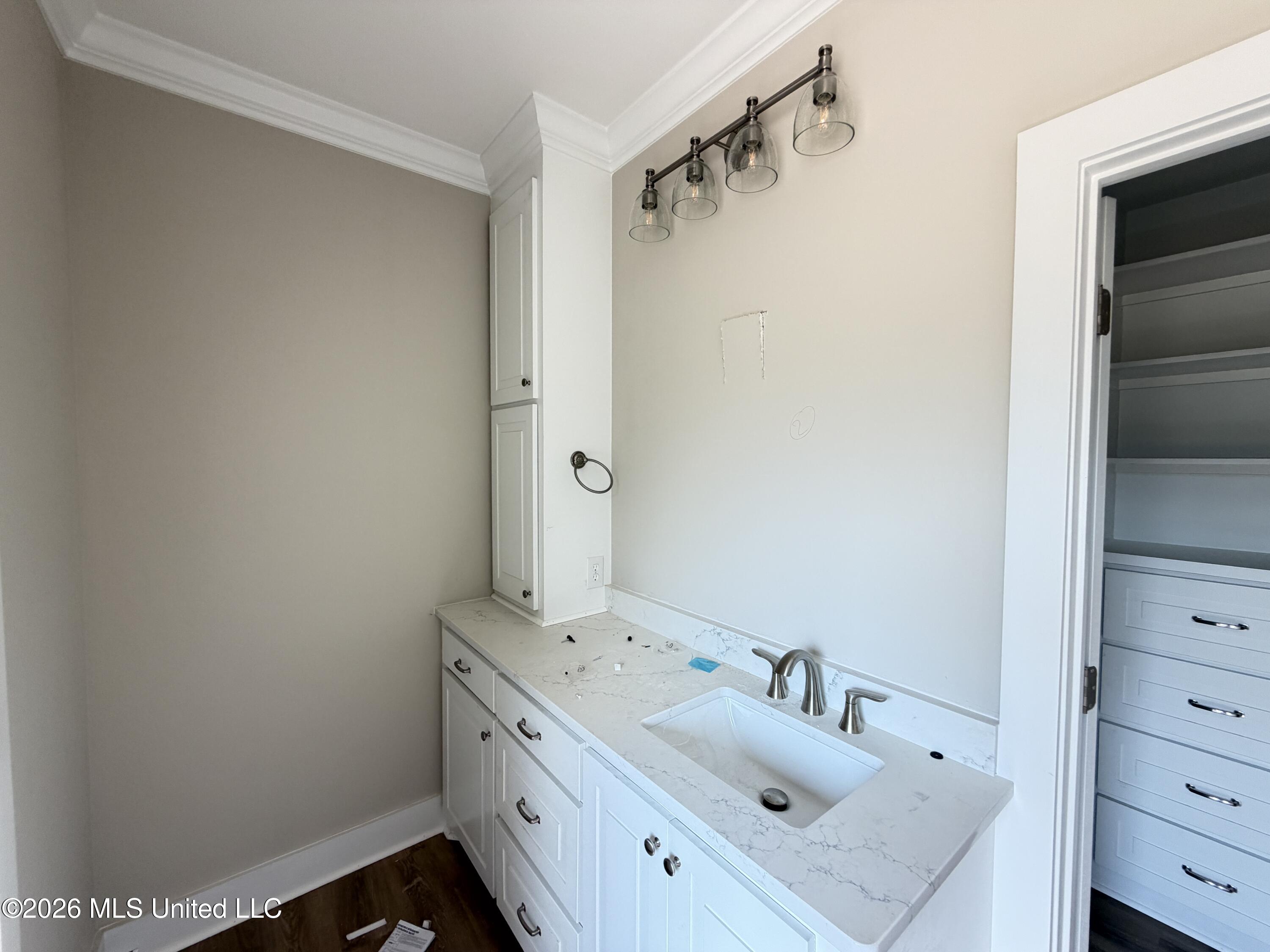 343 Brookfield Circle Property Photo 23