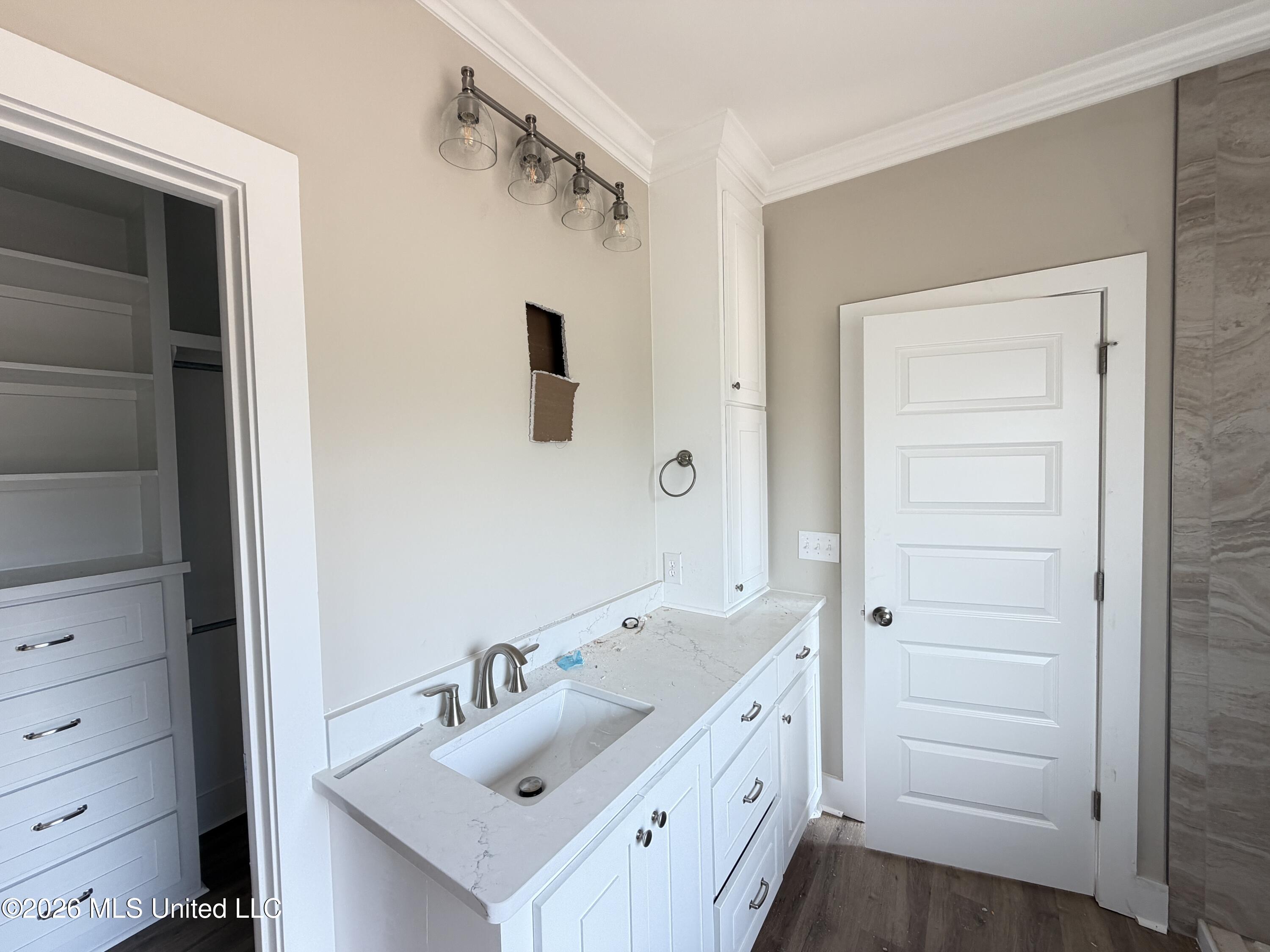 343 Brookfield Circle Property Photo 24