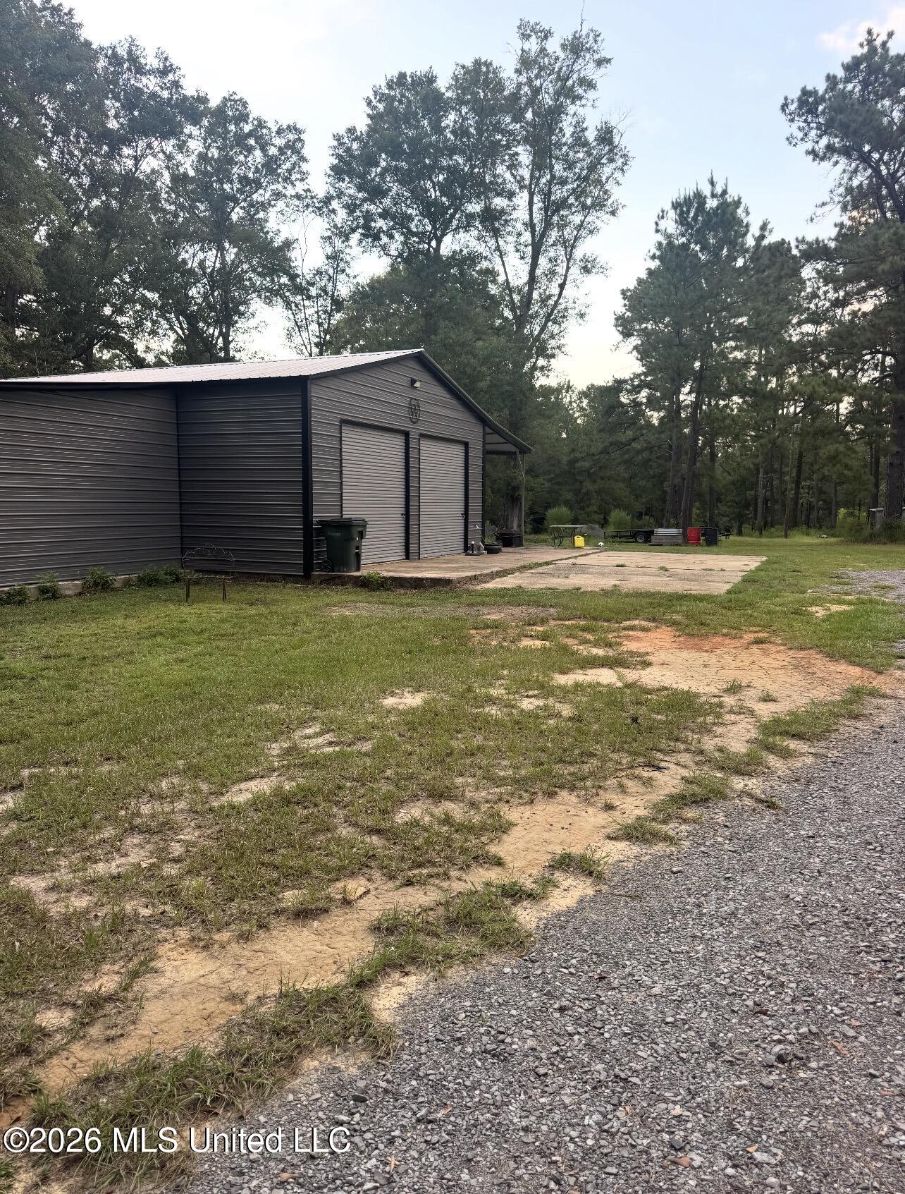 15528 Broadus Road Property Photo 12
