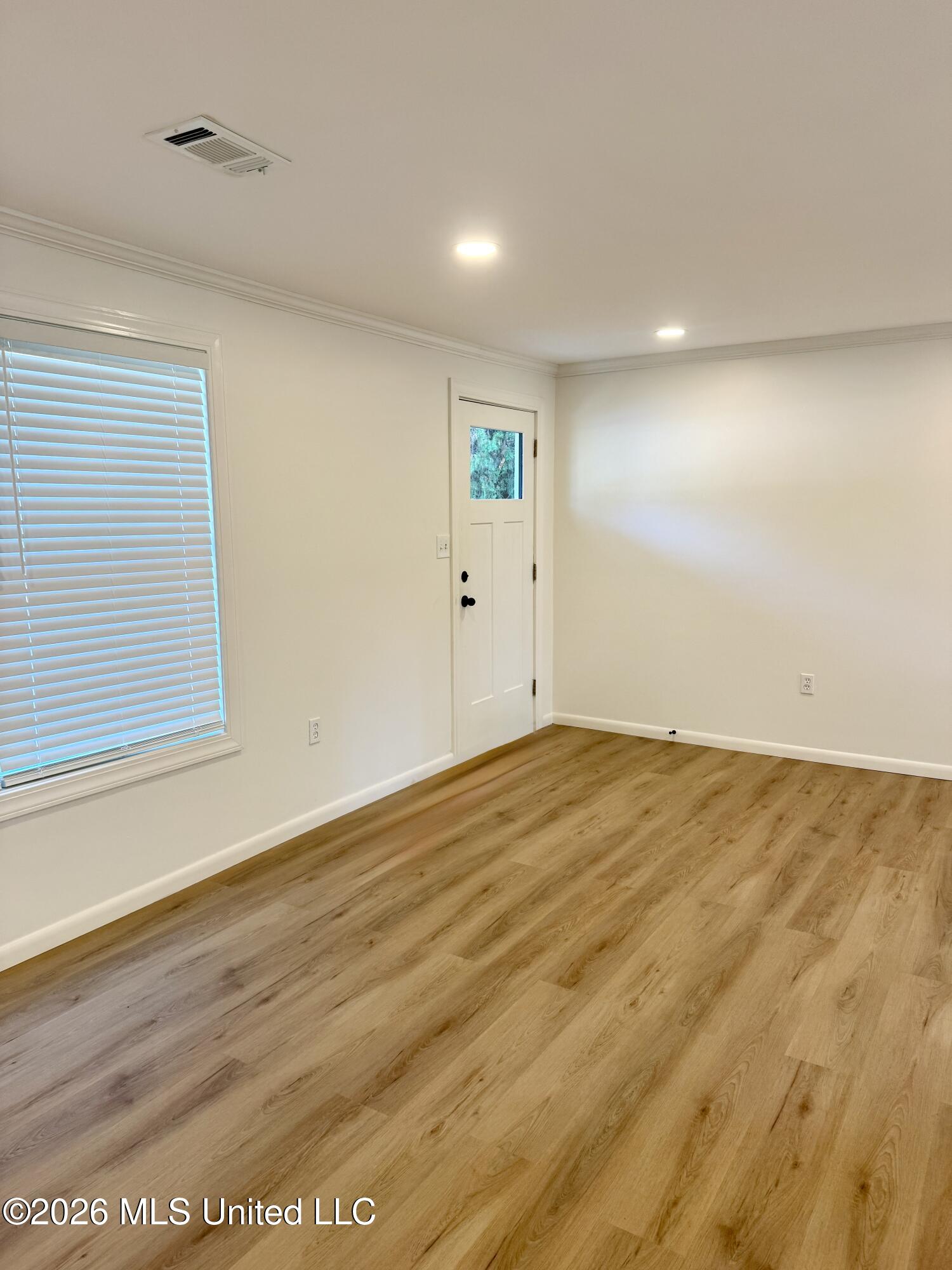 209 Crestview Drive Property Photo 19